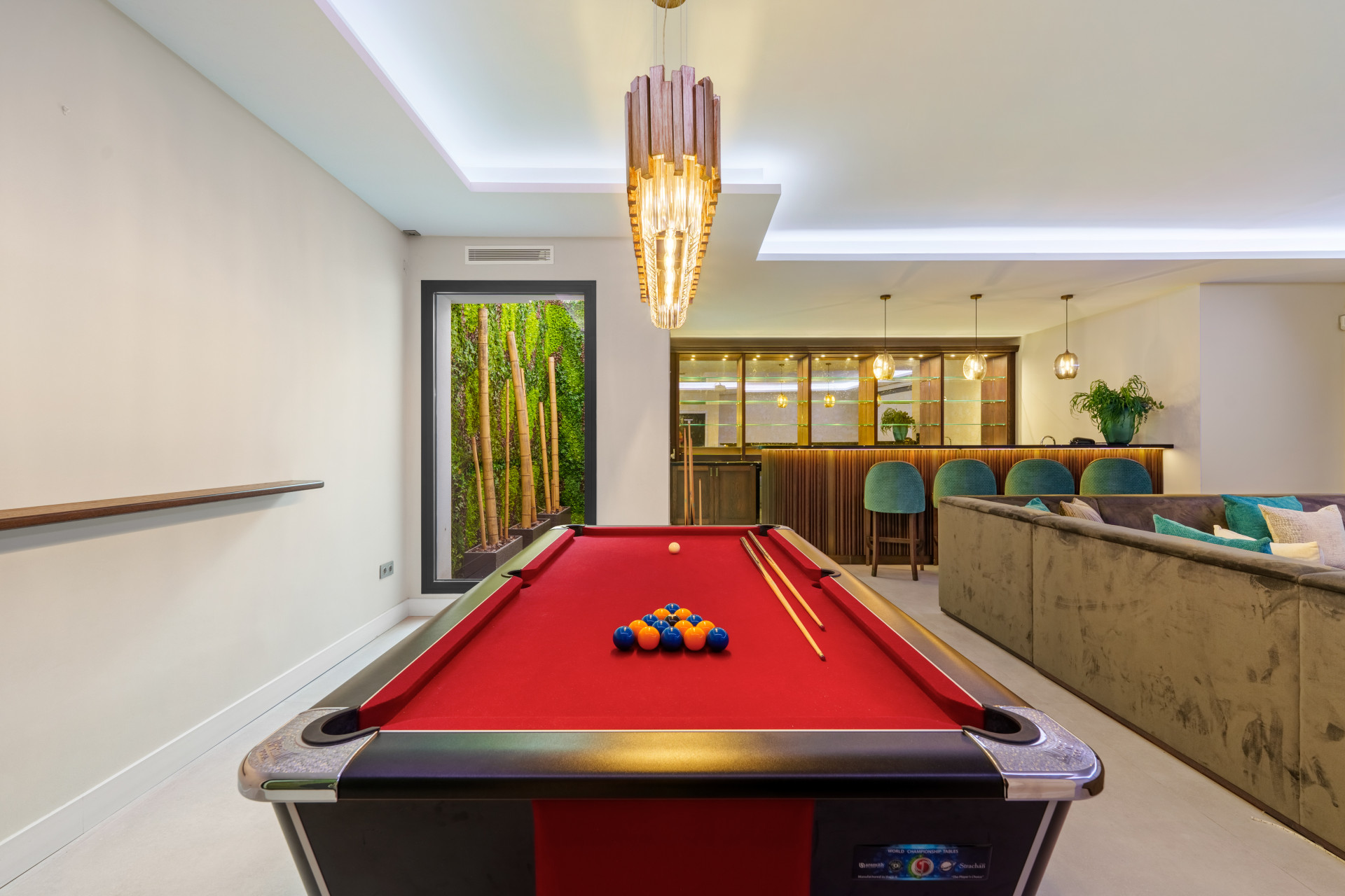  Image of Villa - 6 Bedrooms - 5 Bathrooms for sale in Malaga-Benahavis-Spain, Image 26