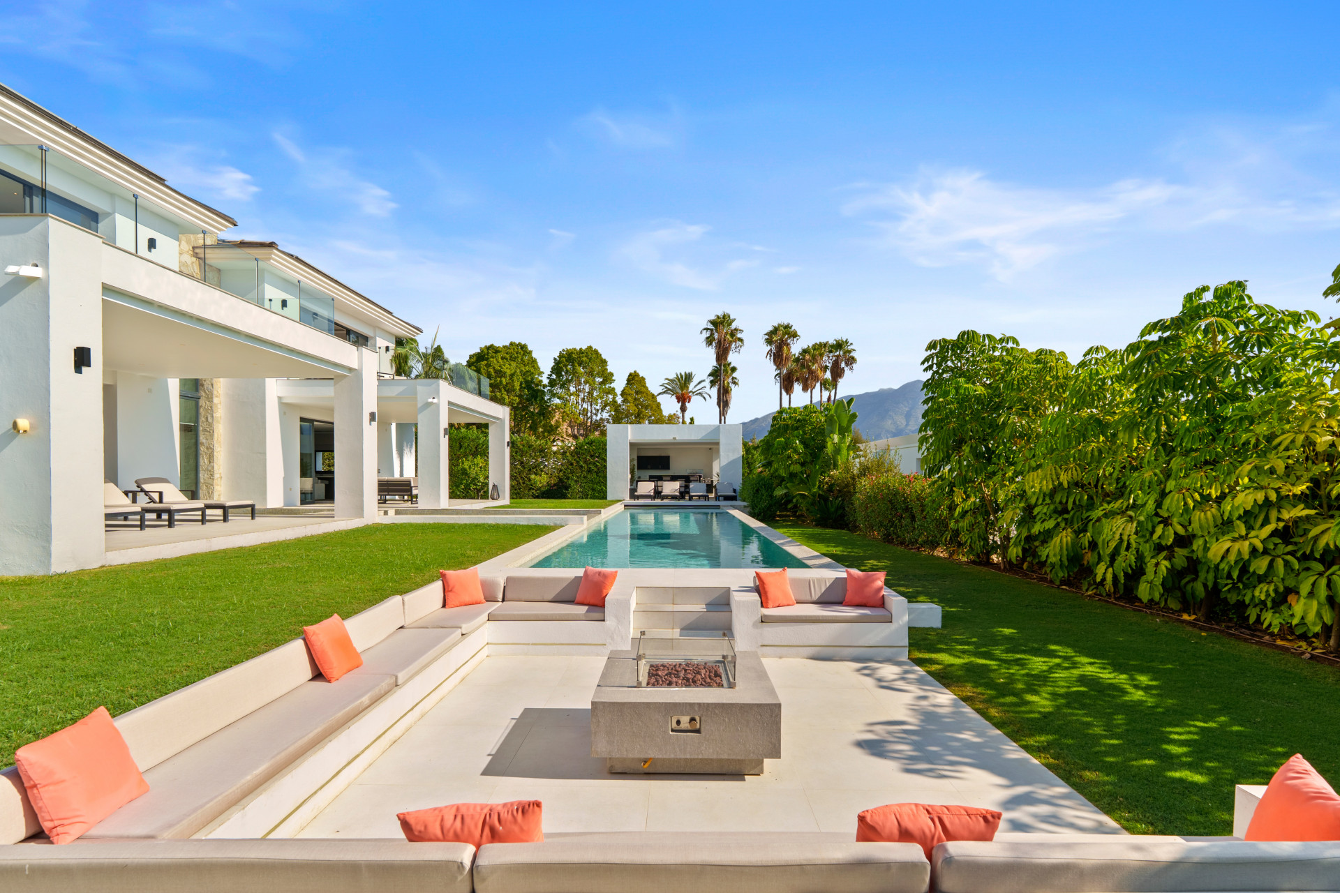  Image of Villa - 6 Bedrooms - 5 Bathrooms for sale in Malaga-Benahavis-Spain, Image 33