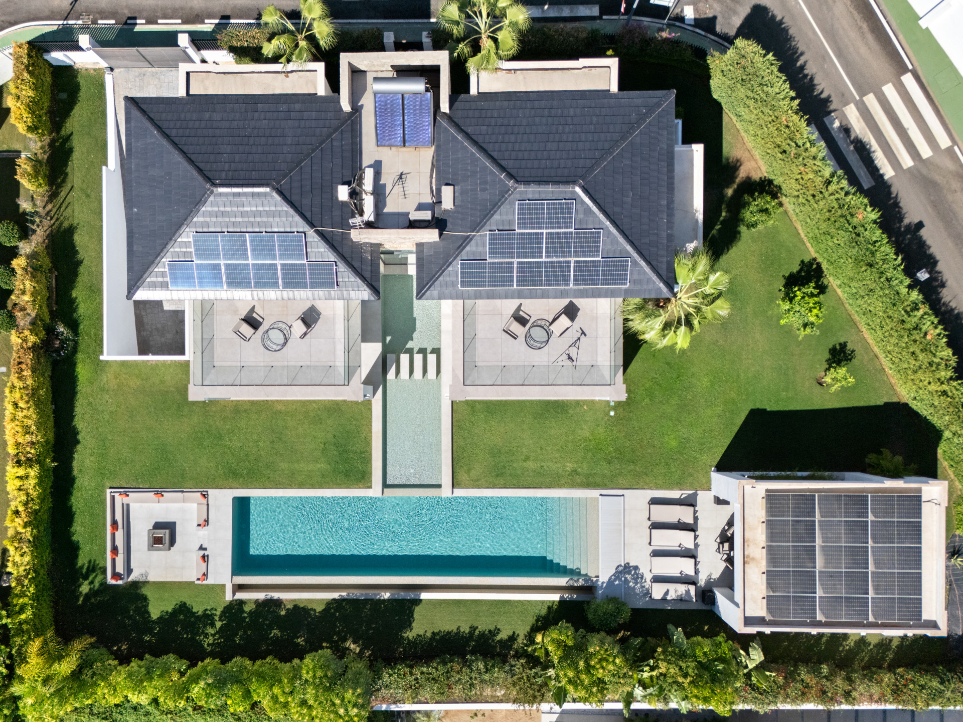  Image of Villa - 6 Bedrooms - 5 Bathrooms for sale in Malaga-Benahavis-Spain, Image 35