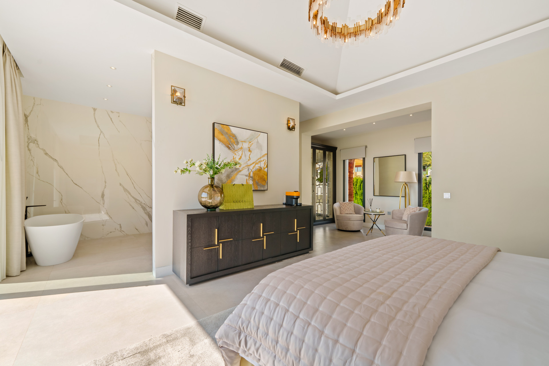  Image of Villa - 6 Bedrooms - 5 Bathrooms for sale in Malaga-Benahavis-Spain, Image 14
