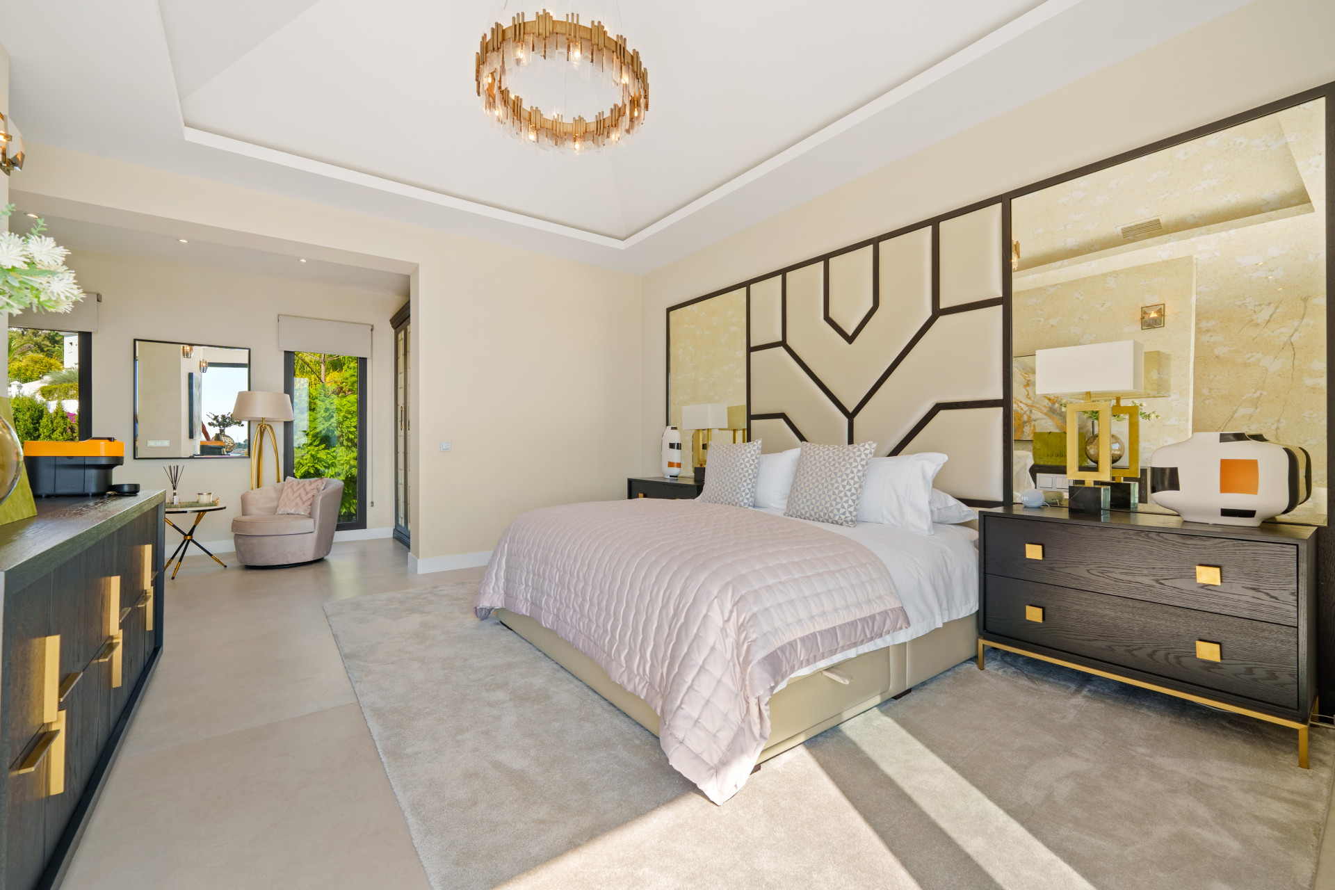  Image of Villa - 6 Bedrooms - 5 Bathrooms for sale in Malaga-Benahavis-Spain, Image 13