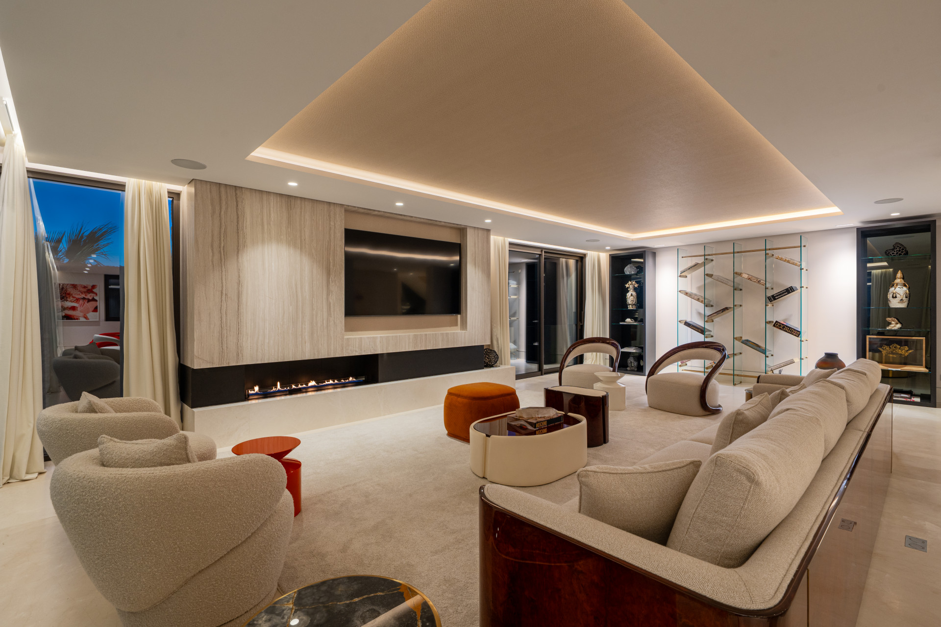  Image of Villa - 5 Bedrooms - 6 Bathrooms for sale in Malaga-Marbella-Spain, Image 8