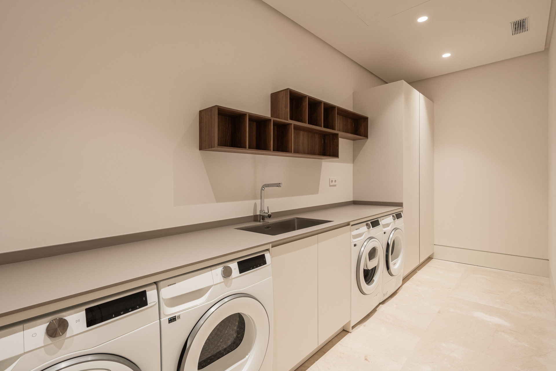  Image of Villa - 5 Bedrooms - 6 Bathrooms for sale in Malaga-Marbella-Spain, Image 30