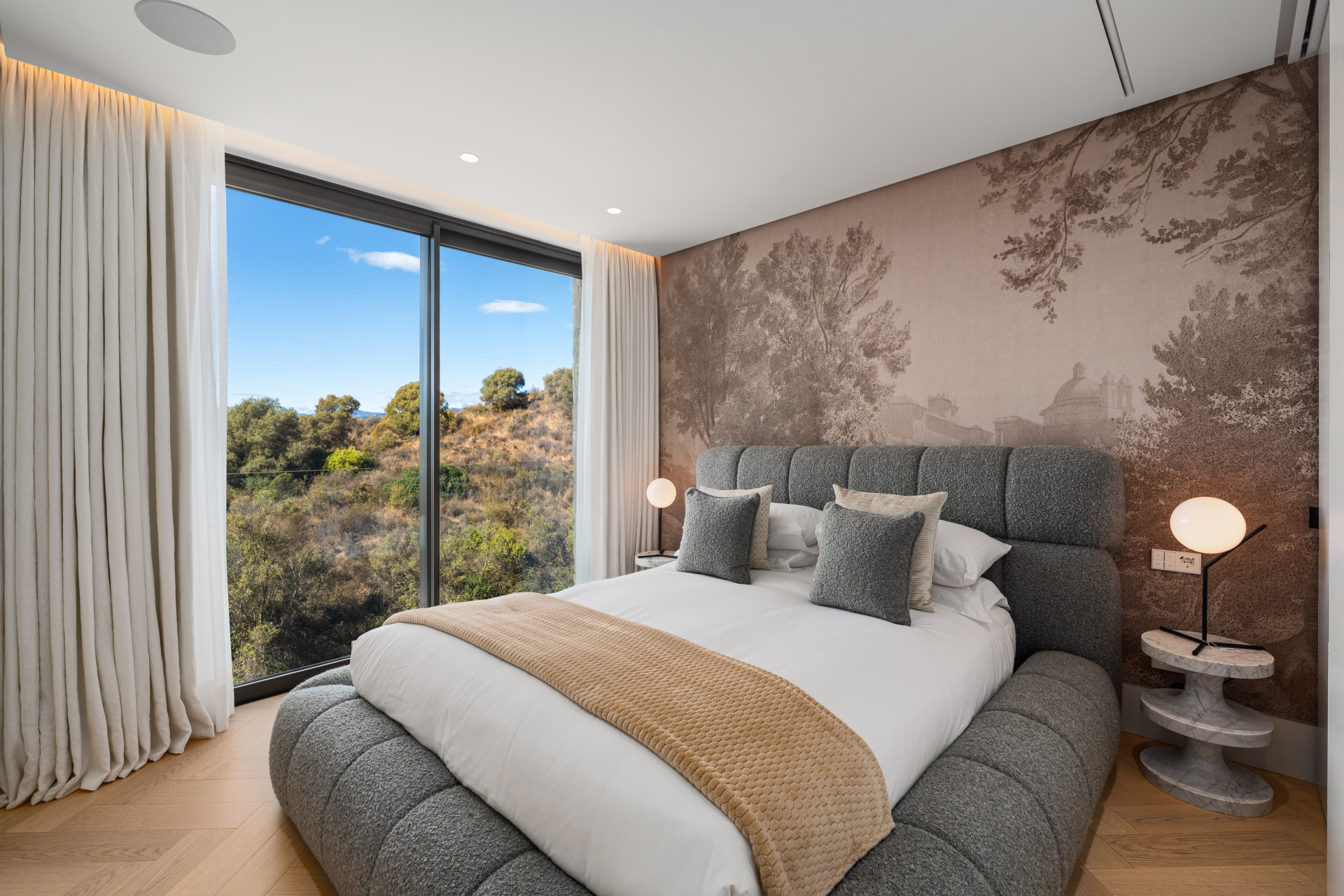 Image of Villa - 5 Bedrooms - 6 Bathrooms for sale in Malaga-Marbella-Spain, Image 21