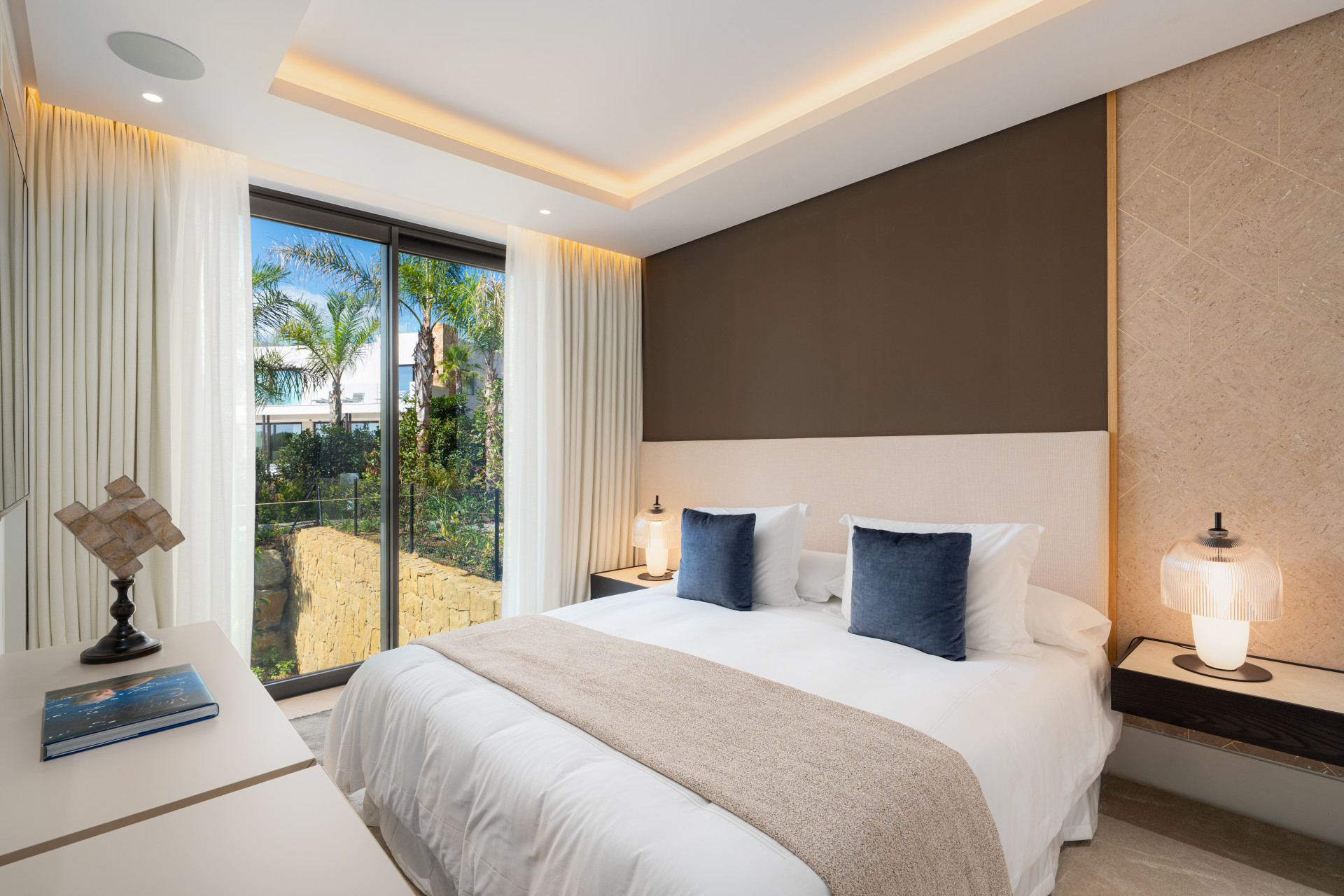  Image of Villa - 5 Bedrooms - 6 Bathrooms for sale in Malaga-Marbella-Spain, Image 24