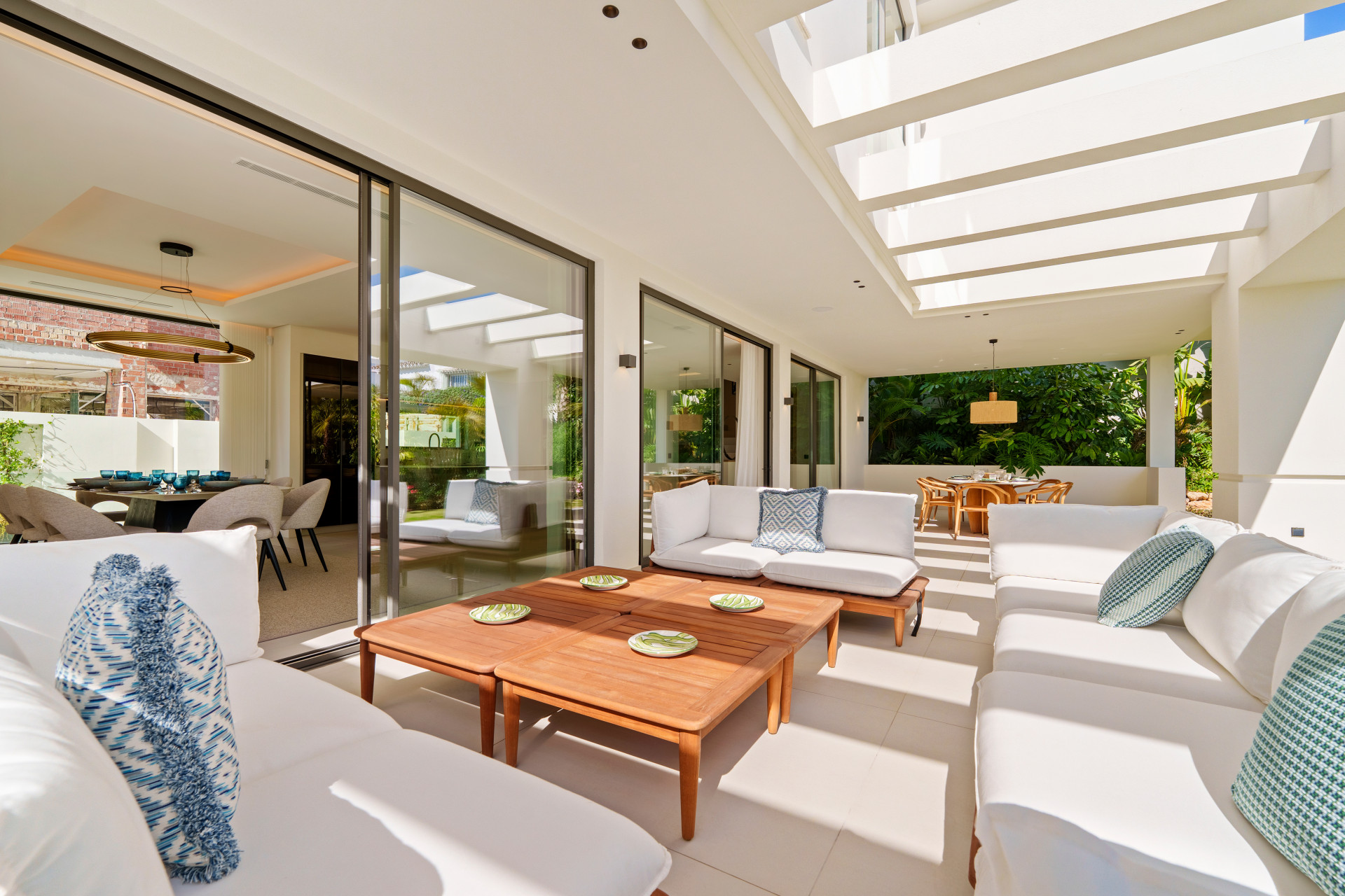  Image of Villa - 5 Bedrooms - 5 Bathrooms for sale in Malaga-San Pedro de Alcantara-Spain, Image 16
