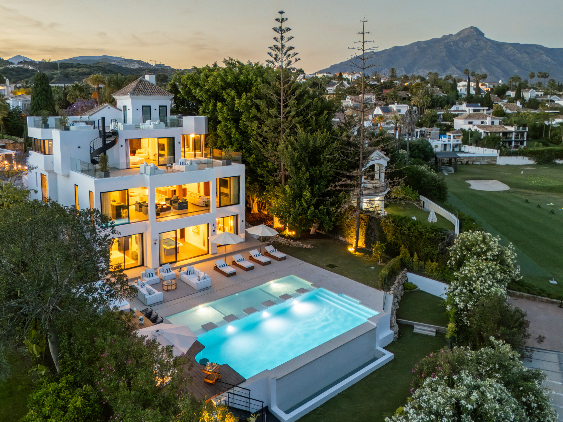 Image of Villa - 6 Bedrooms - 6 Bathrooms for Sale in Malaga-Marbella-Spain, Image 1