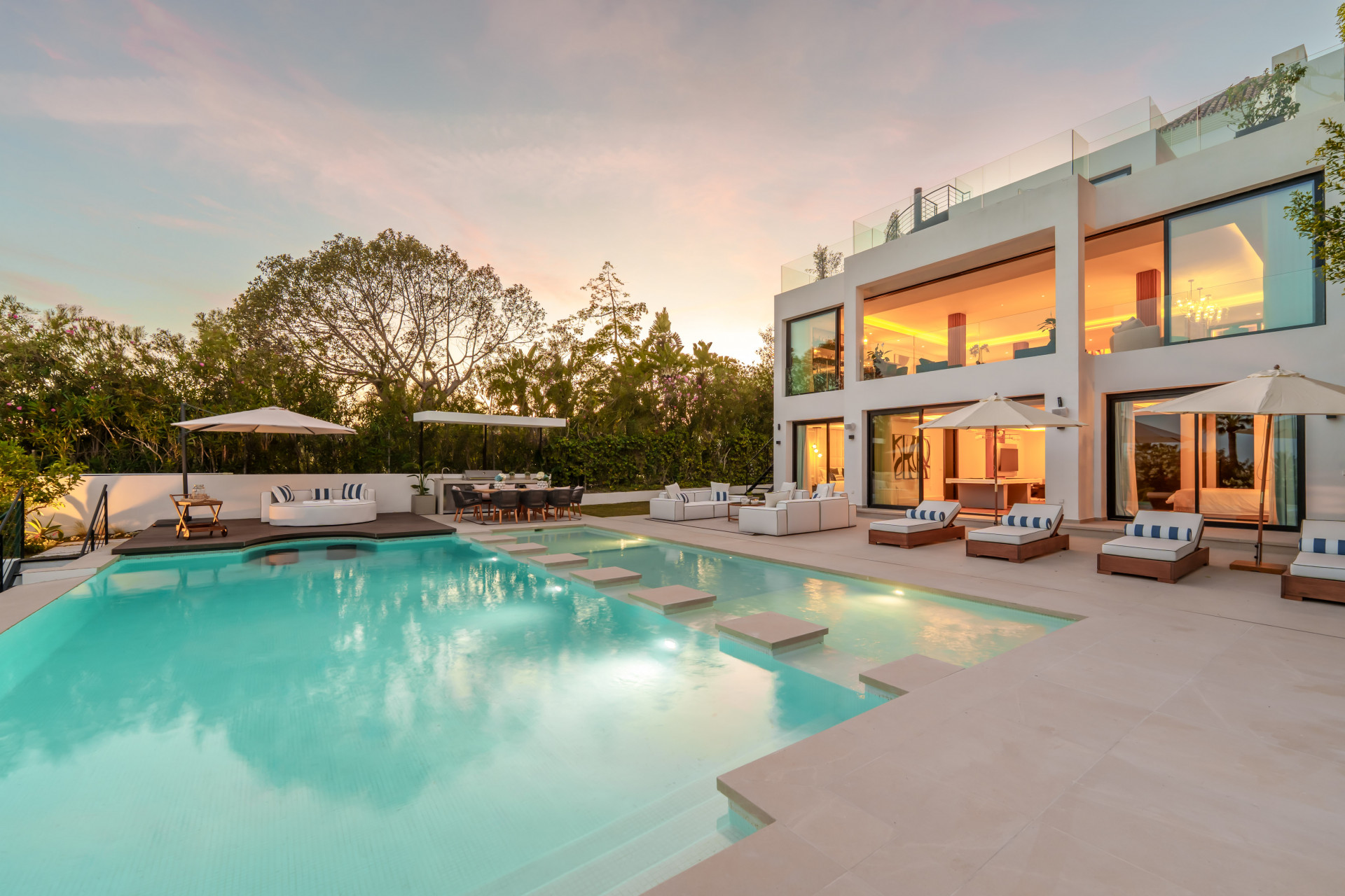  Image of Villa - 6 Bedrooms - 6 Bathrooms for sale in Malaga-Marbella-Spain, Image 54