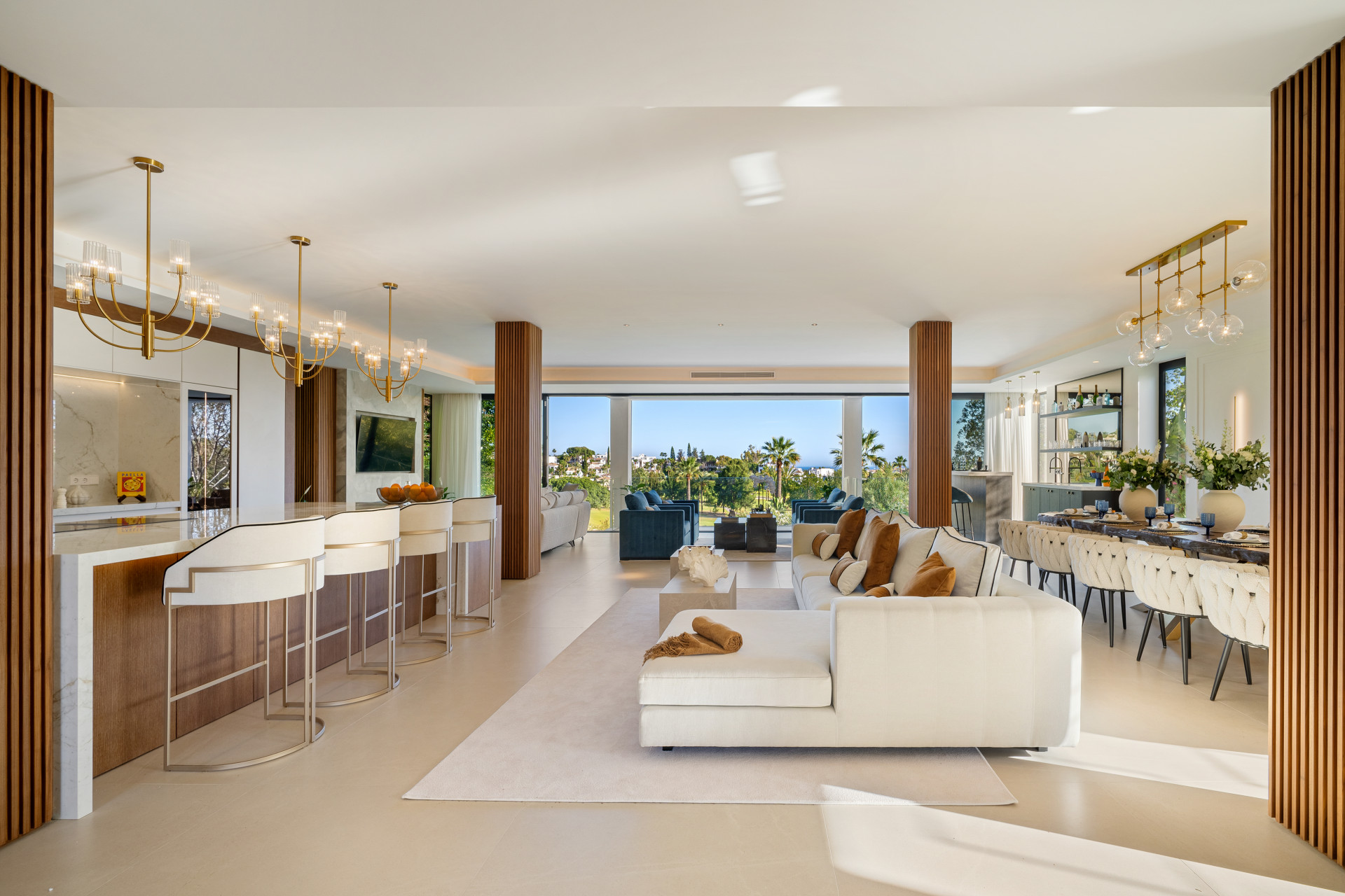  Image of Villa - 6 Bedrooms - 6 Bathrooms for sale in Malaga-Marbella-Spain, Image 12
