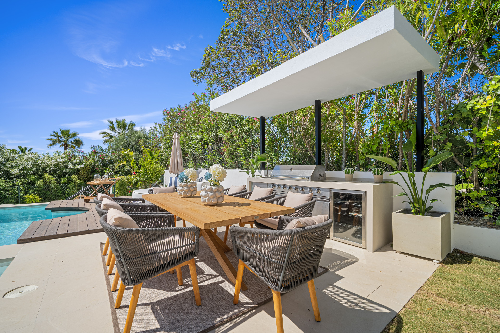 Image of Villa - 6 Bedrooms - 6 Bathrooms for sale in Malaga-Marbella-Spain, Image 7