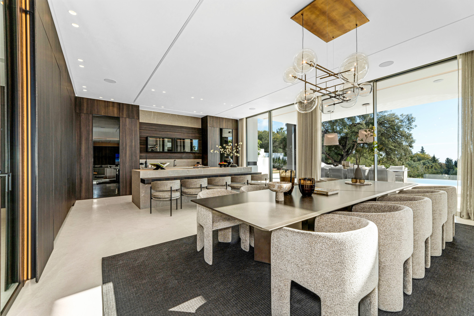  Image of Villa - 6 Bedrooms - 6 Bathrooms for sale in Malaga-Marbella-Spain, Image 8
