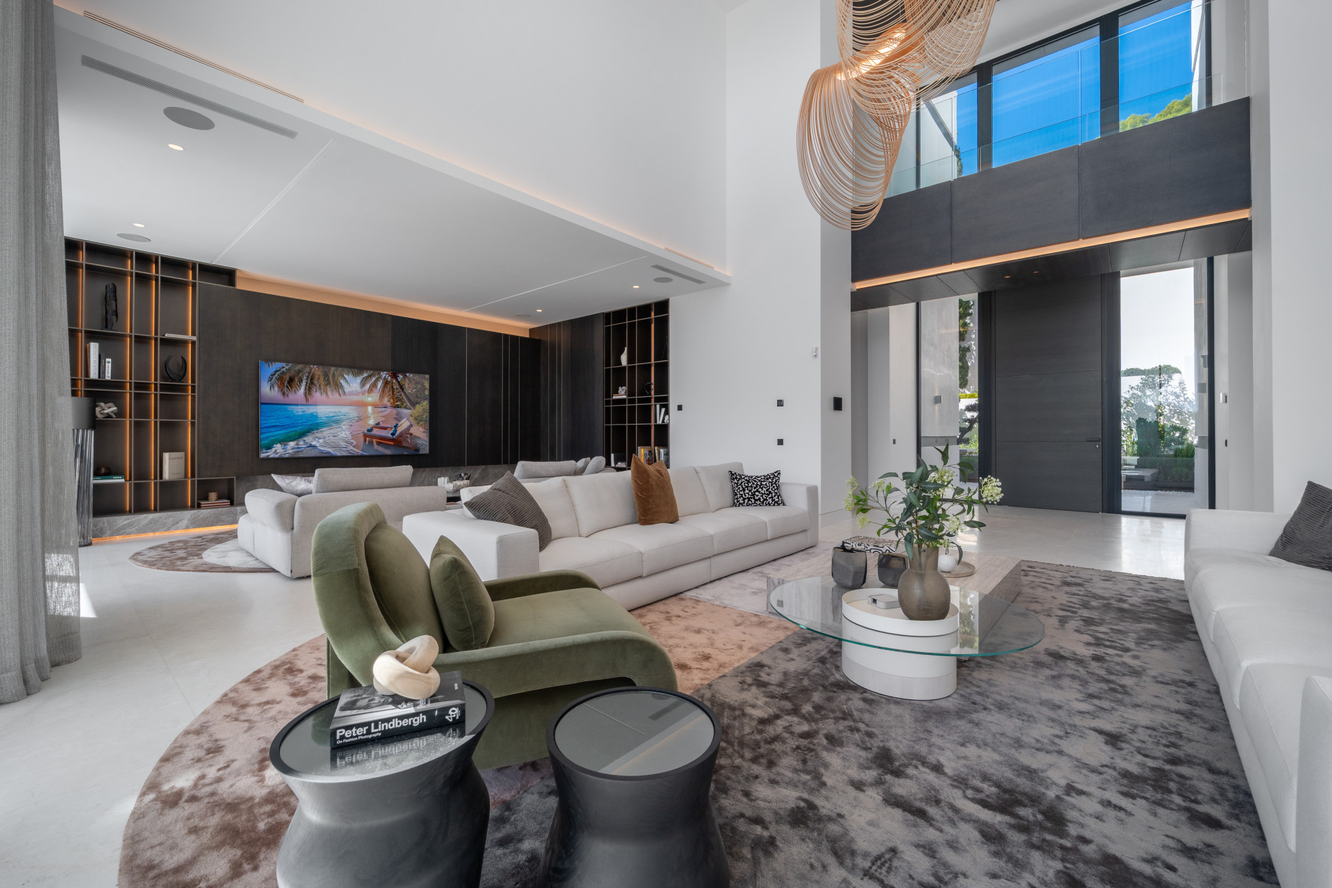  Image of Villa - 6 Bedrooms - 6 Bathrooms for sale in Malaga-Marbella-Spain, Image 15