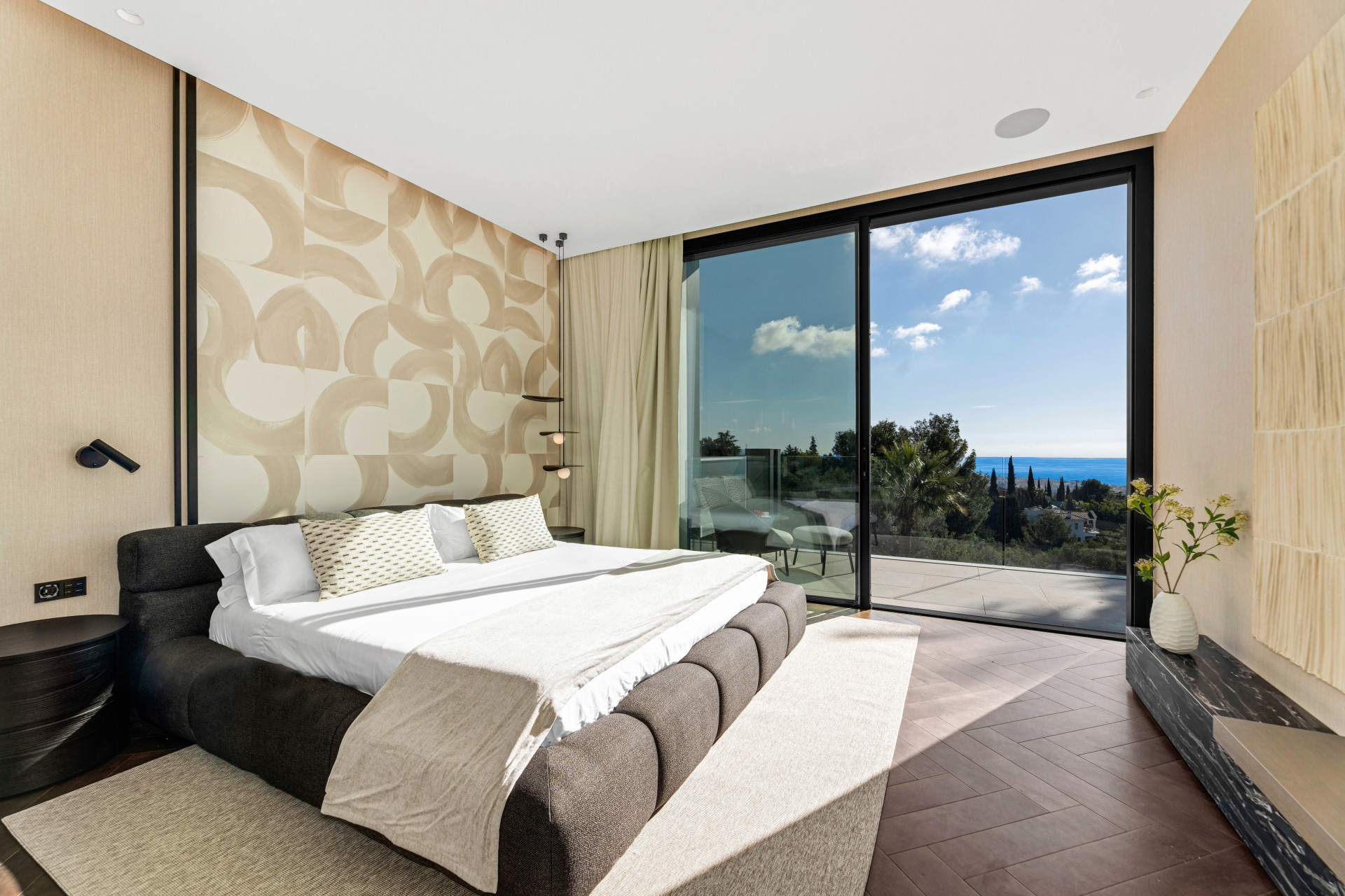  Image of Villa - 6 Bedrooms - 6 Bathrooms for sale in Malaga-Marbella-Spain, Image 20