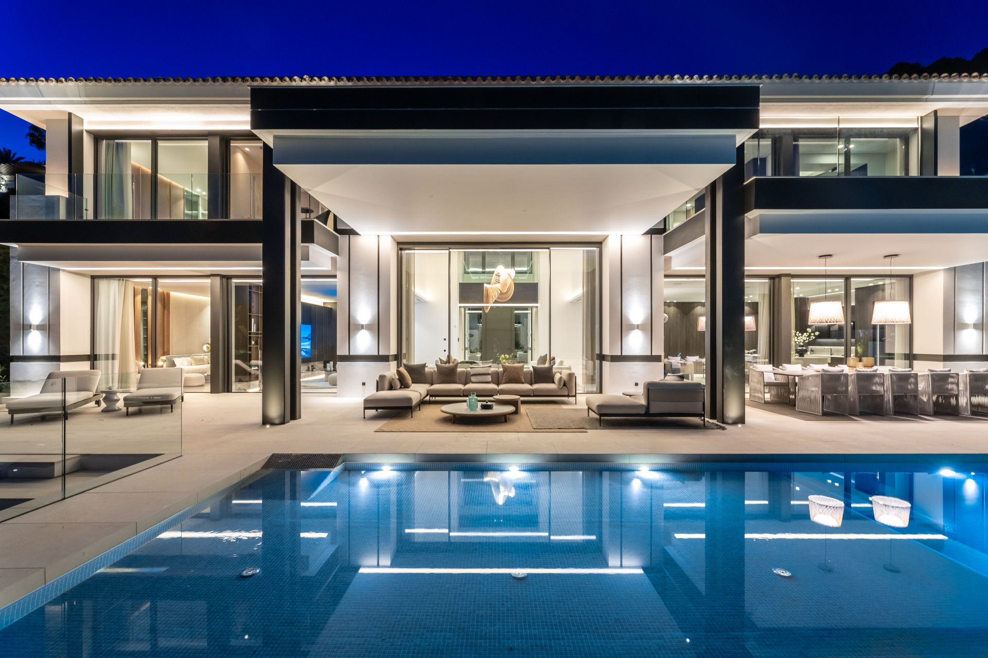  Image of Villa - 6 Bedrooms - 6 Bathrooms for sale in Malaga-Marbella-Spain, Image 9