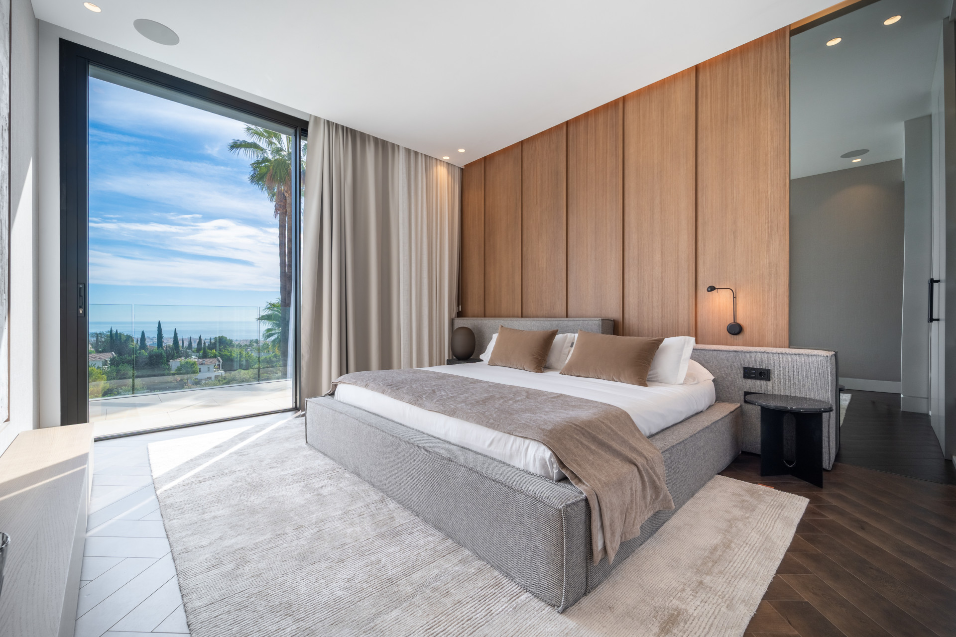  Image of Villa - 6 Bedrooms - 6 Bathrooms for sale in Malaga-Marbella-Spain, Image 25