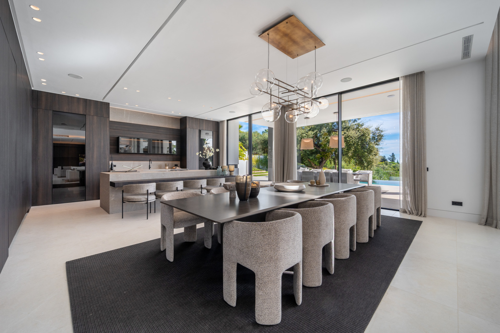  Image of Villa - 6 Bedrooms - 6 Bathrooms for sale in Malaga-Marbella-Spain, Image 21