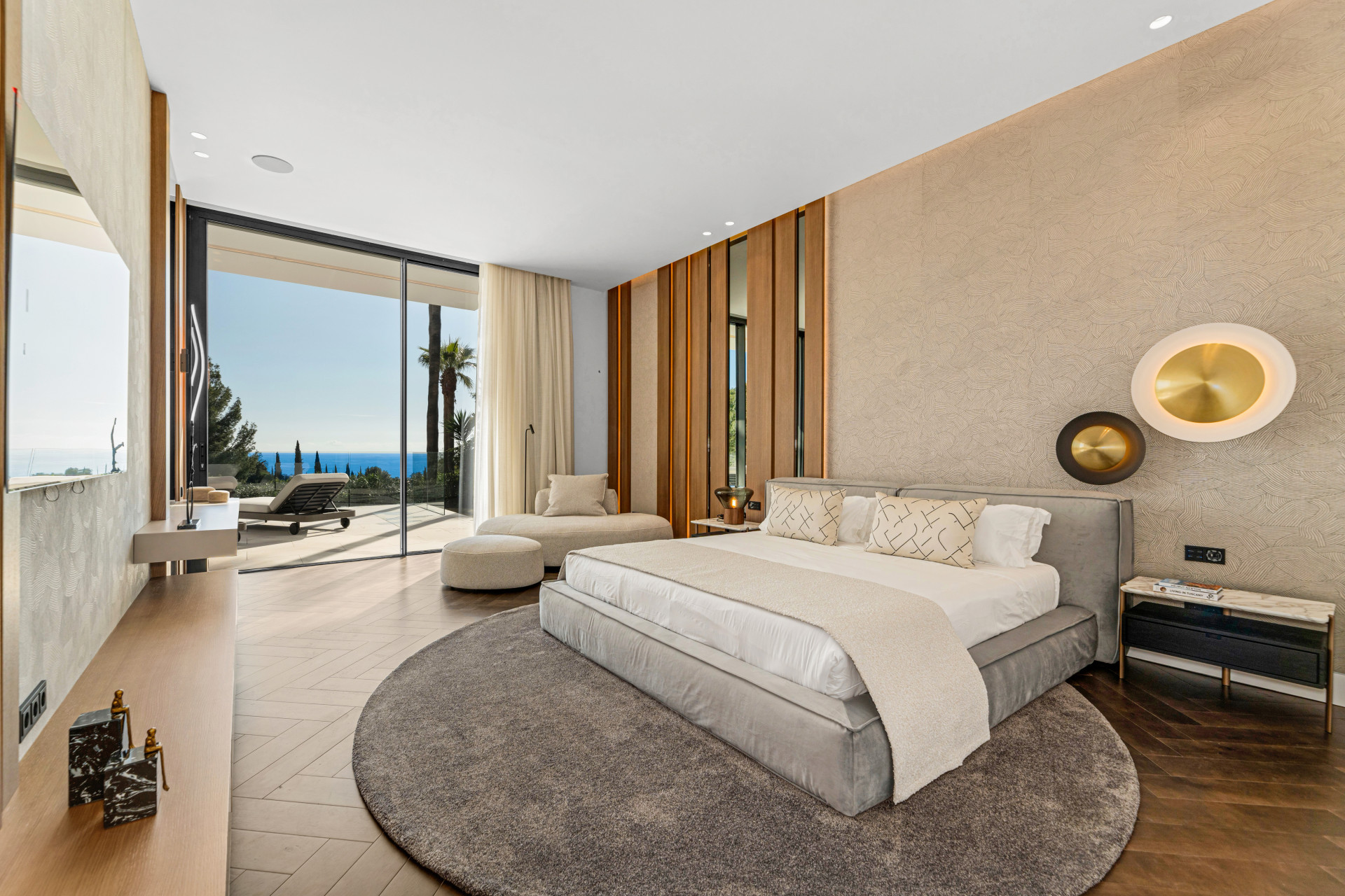  Image of Villa - 6 Bedrooms - 6 Bathrooms for sale in Malaga-Marbella-Spain, Image 7