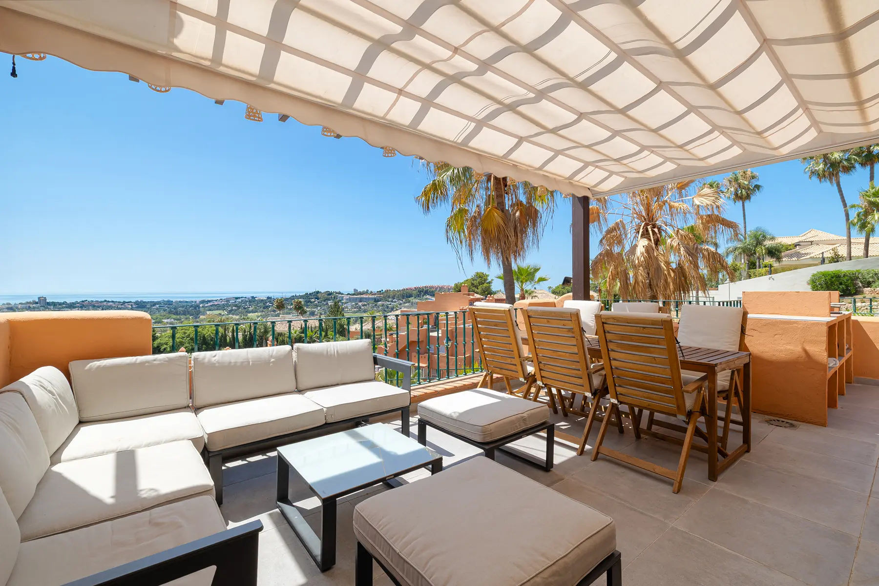 Image of Duplex Penthouse - 3 Bedrooms - 2 Bathrooms for Sale in Malaga-Marbella-Spain, Image 4