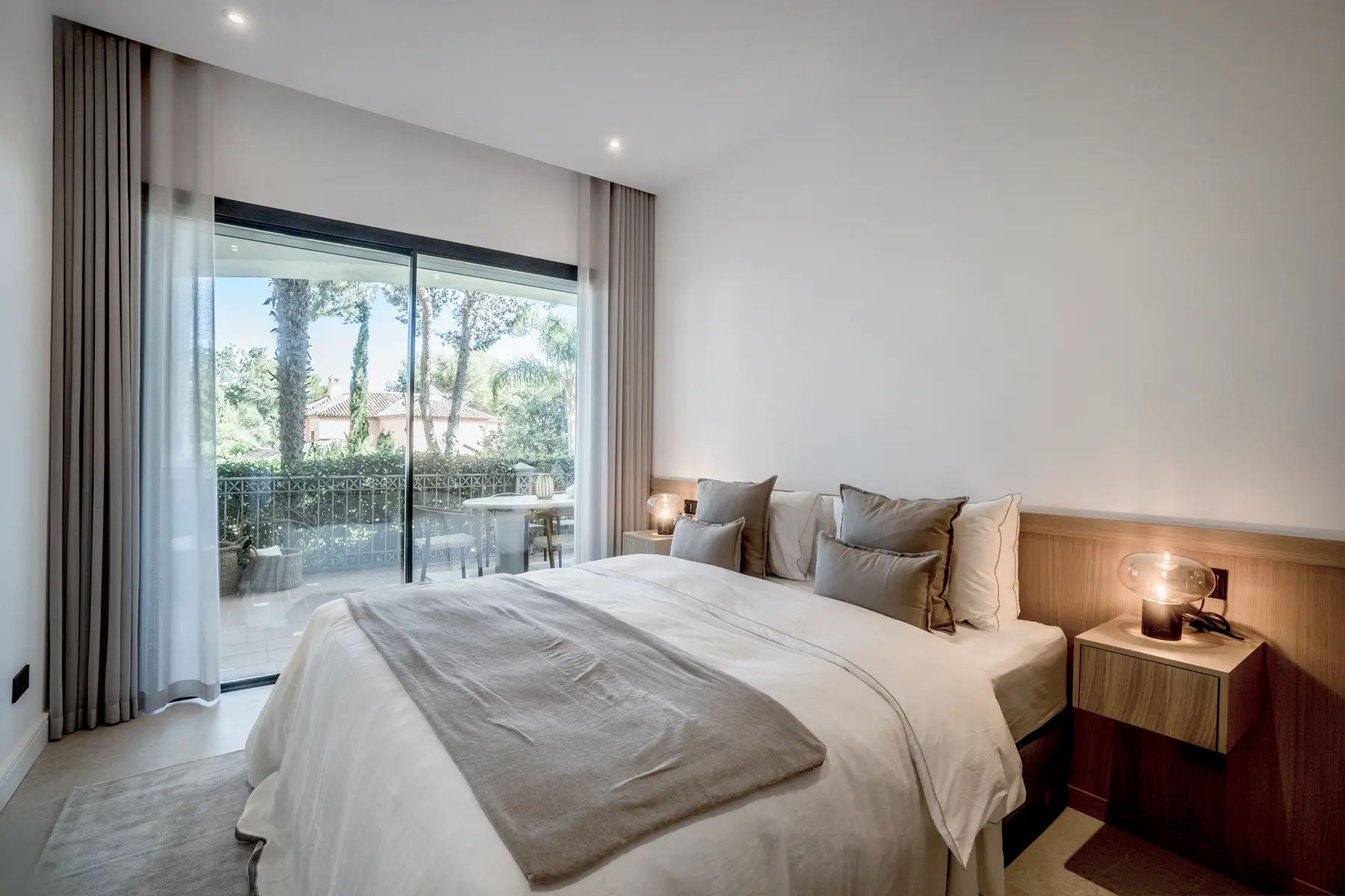 Image of Ground Floor Apartment - 3 Bedrooms - 3 Bathrooms for sale in Malaga-Marbella-Spain, Image 14