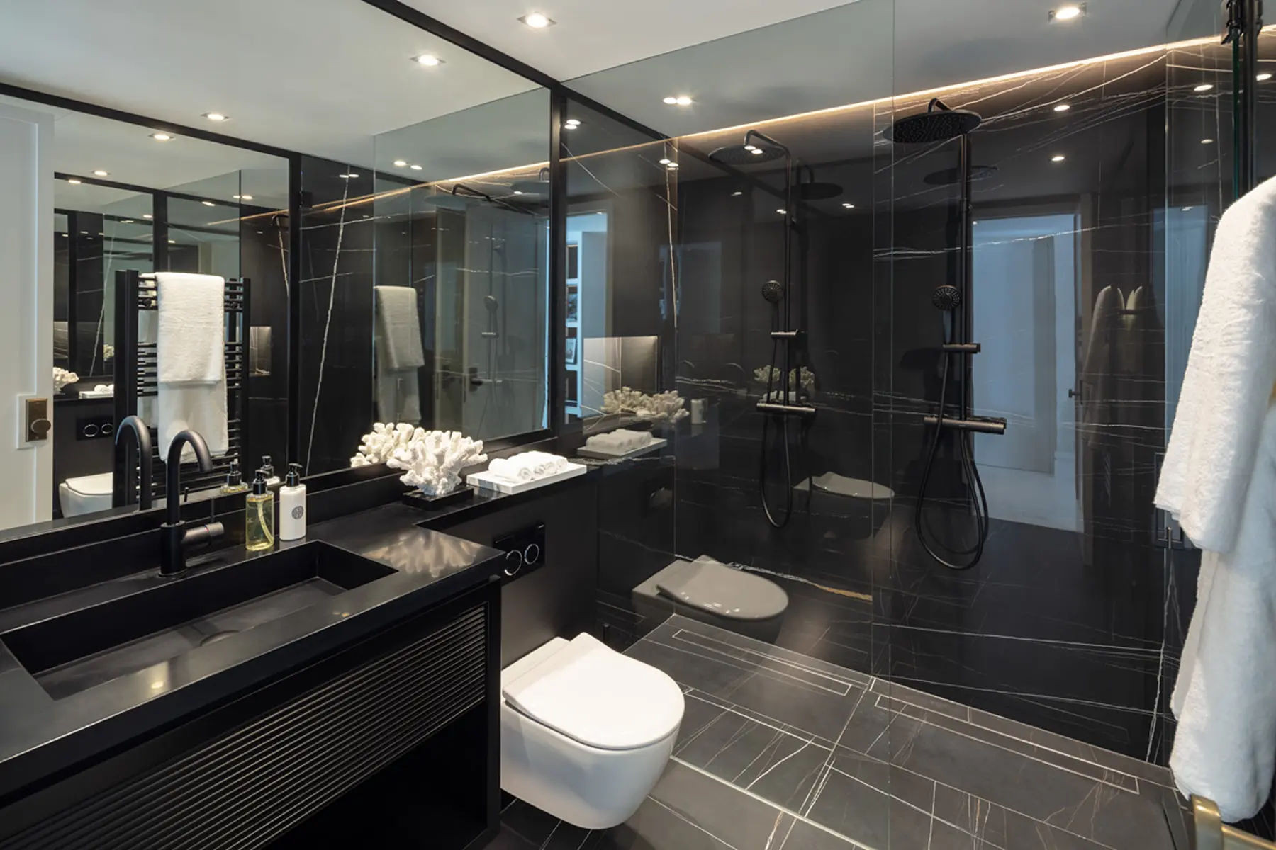  Image of Villa - 5 Bedrooms - 5 Bathrooms for sale in Malaga-Marbella-Spain, Image 31