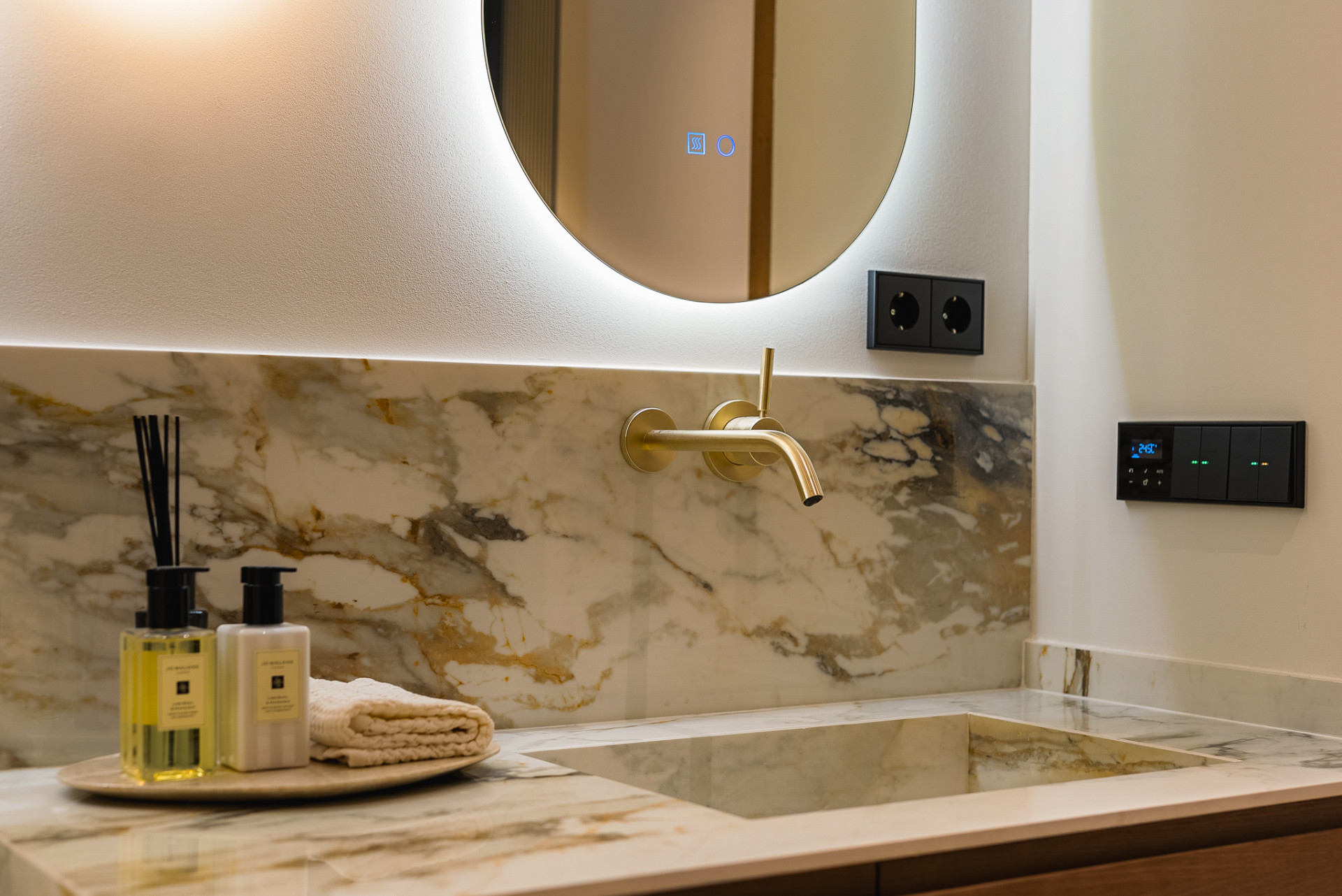  Image of Apartment - 3 Bedrooms - 2 Bathrooms for sale in Malaga-Marbella-Spain, Image 15