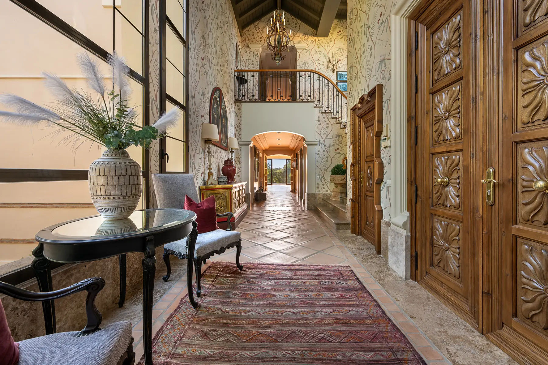  Image of Villa - 8 Bedrooms - 7 Bathrooms for sale in Malaga-San Pedro de Alcantara-Spain, Image 13