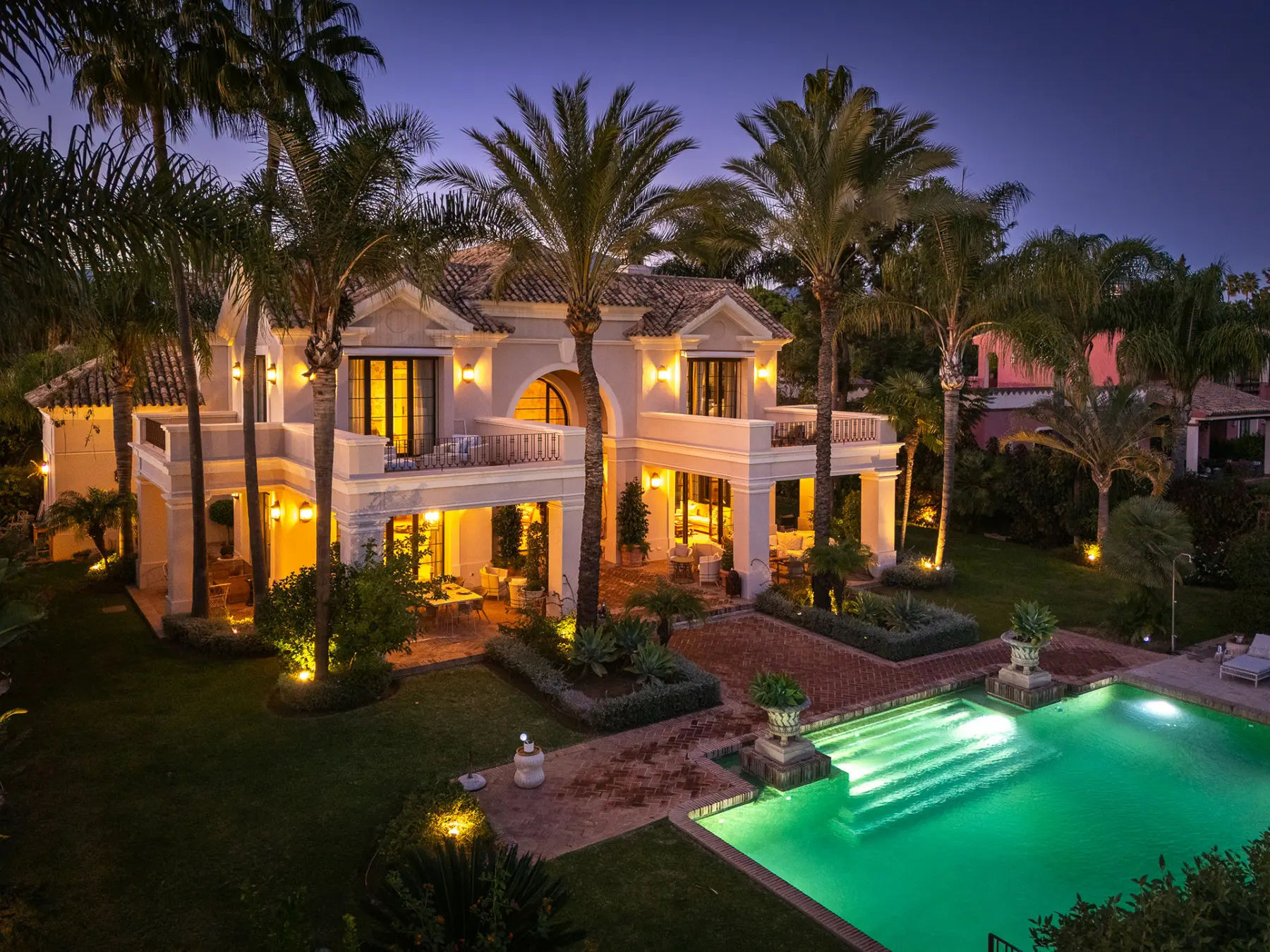  Image of Villa - 8 Bedrooms - 7 Bathrooms for sale in Malaga-San Pedro de Alcantara-Spain, Image 36