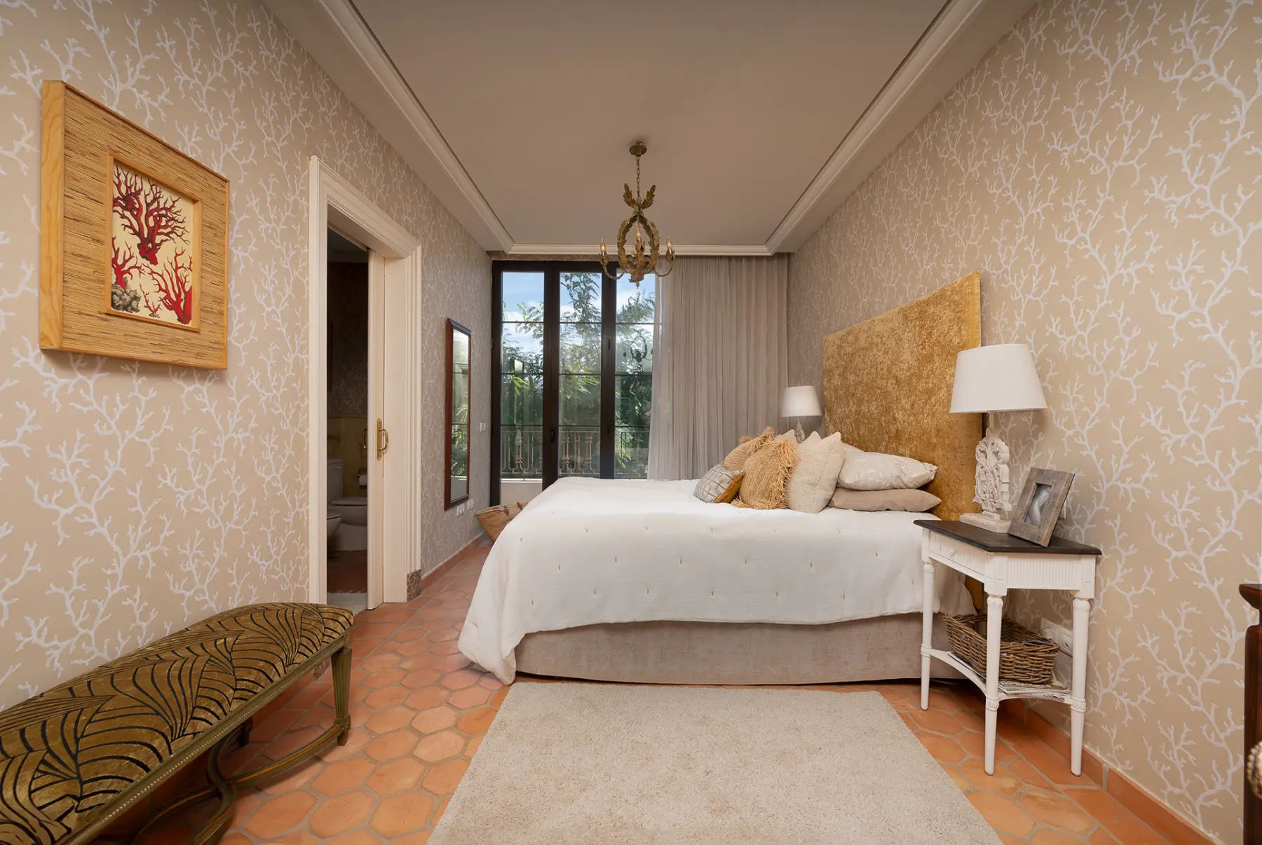  Image of Villa - 8 Bedrooms - 7 Bathrooms for sale in Malaga-San Pedro de Alcantara-Spain, Image 27