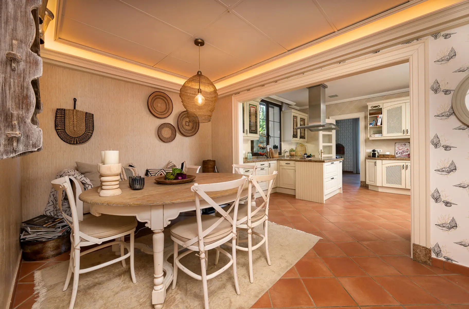  Image of Villa - 8 Bedrooms - 7 Bathrooms for sale in Malaga-San Pedro de Alcantara-Spain, Image 12