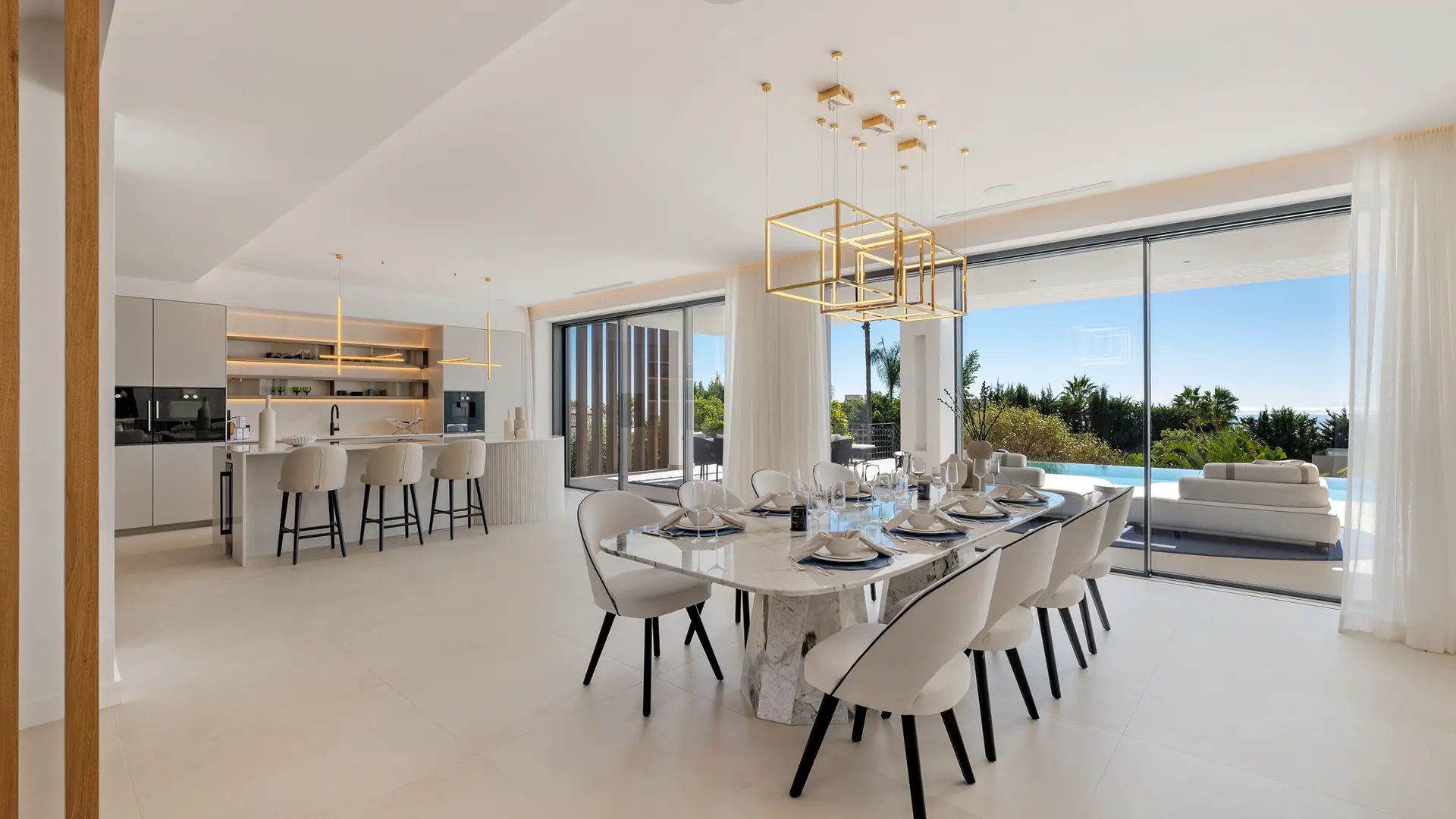  Image of Villa - 5 Bedrooms - 5 Bathrooms for sale in Malaga-Marbella-Spain, Image 7