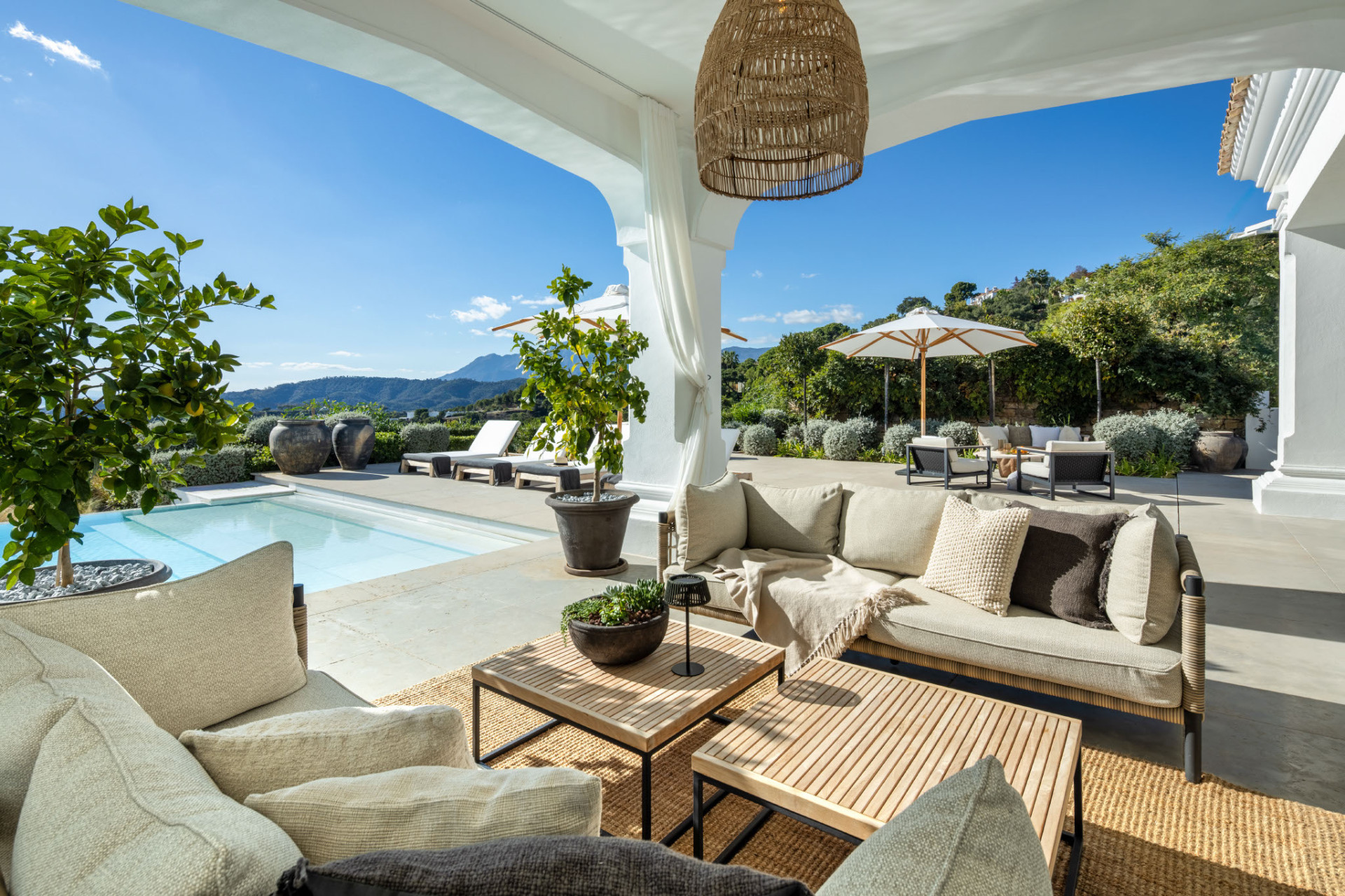  Image of Villa - 7 Bedrooms - 6 Bathrooms for sale in Malaga-Benahavis-Spain, Image 10
