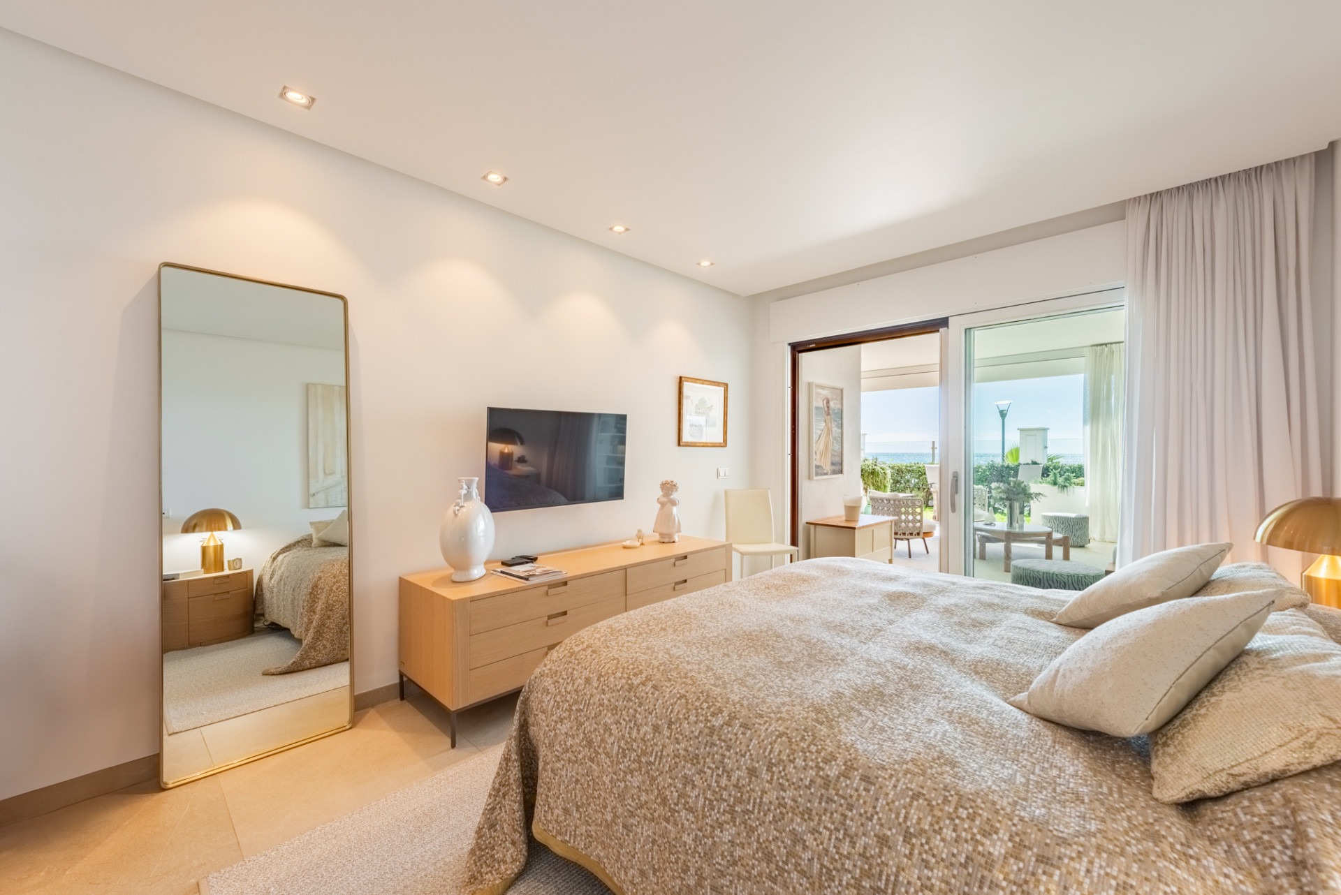  Image of Apartment - 2 Bedrooms - 2 Bathrooms for sale in Malaga-Estepona-Spain, Image 16