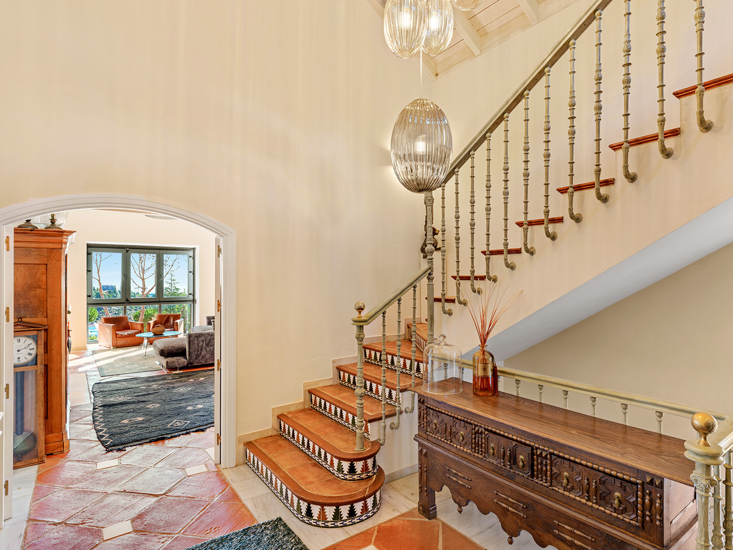  Image of Villa - 4 Bedrooms - 4 Bathrooms for sale in Malaga-Benahavis-Spain, Image 15