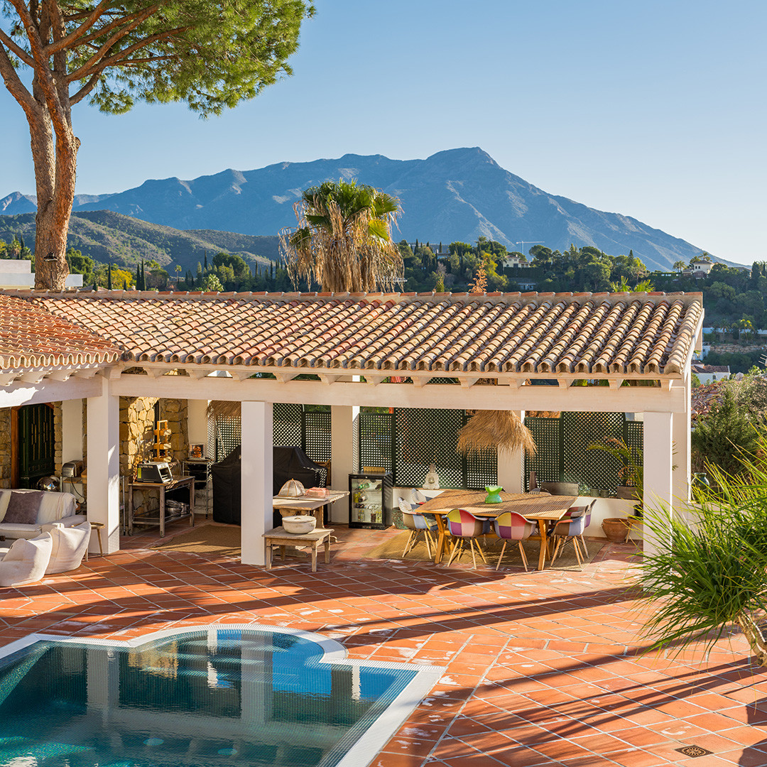  Image of Villa - 4 Bedrooms - 4 Bathrooms for sale in Malaga-Benahavis-Spain, Image 14