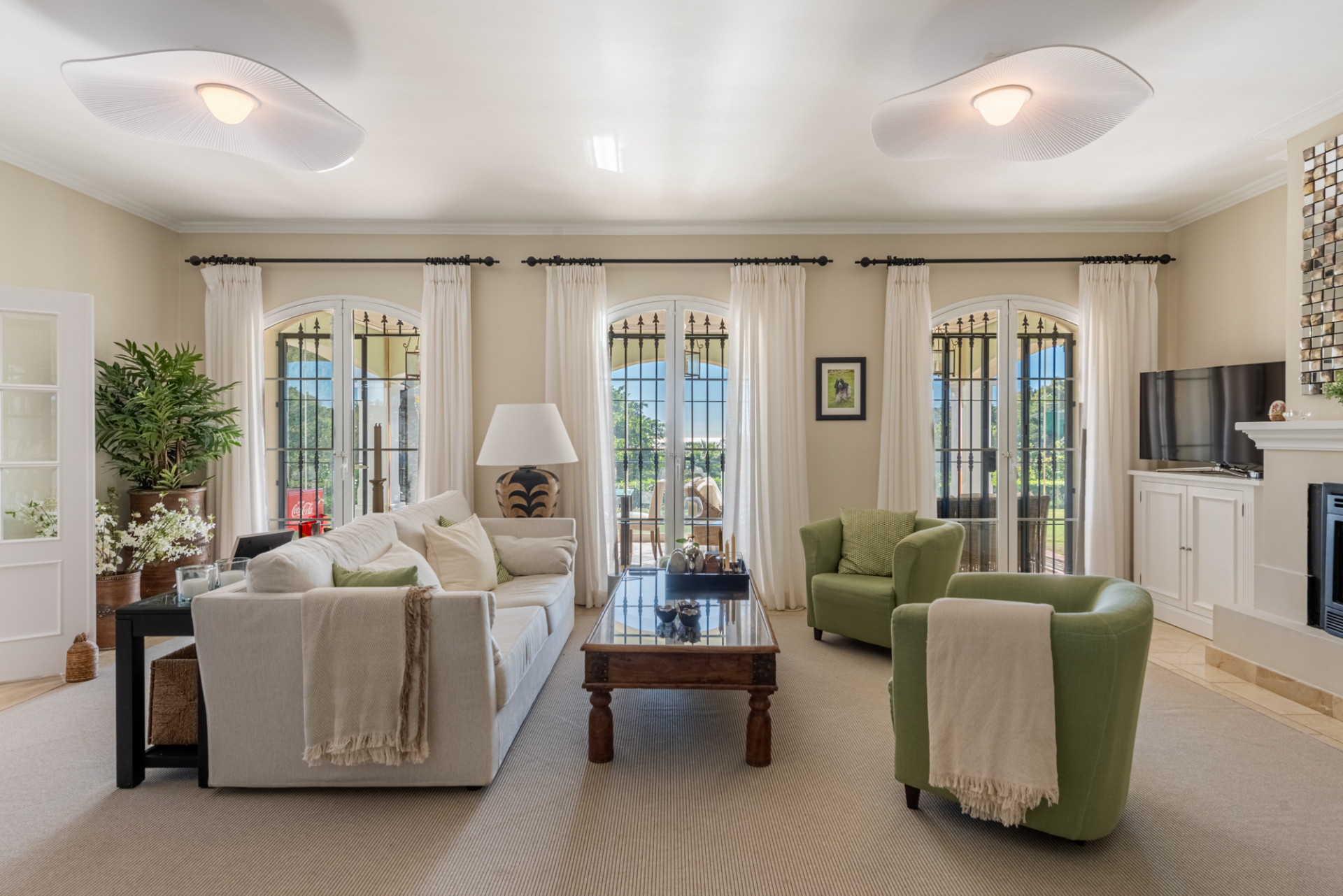 Image of Villa - 5 Bedrooms - 5 Bathrooms for Sale in Malaga-Benahavis-Spain, Image 3
