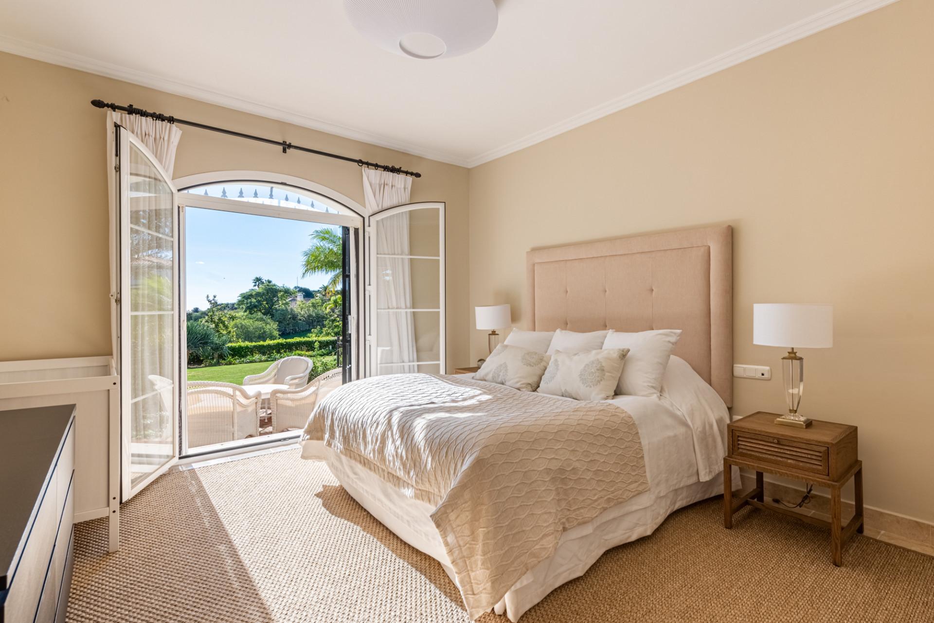  Image of Villa - 5 Bedrooms - 5 Bathrooms for sale in Malaga-Benahavis-Spain, Image 17