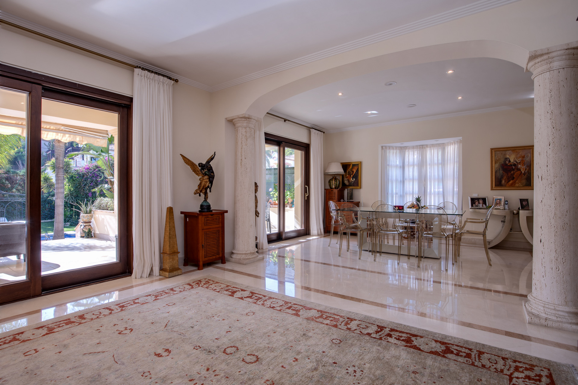  Image of Villa - 6 Bedrooms - 6 Bathrooms for sale in Malaga-Benahavis-Spain, Image 14