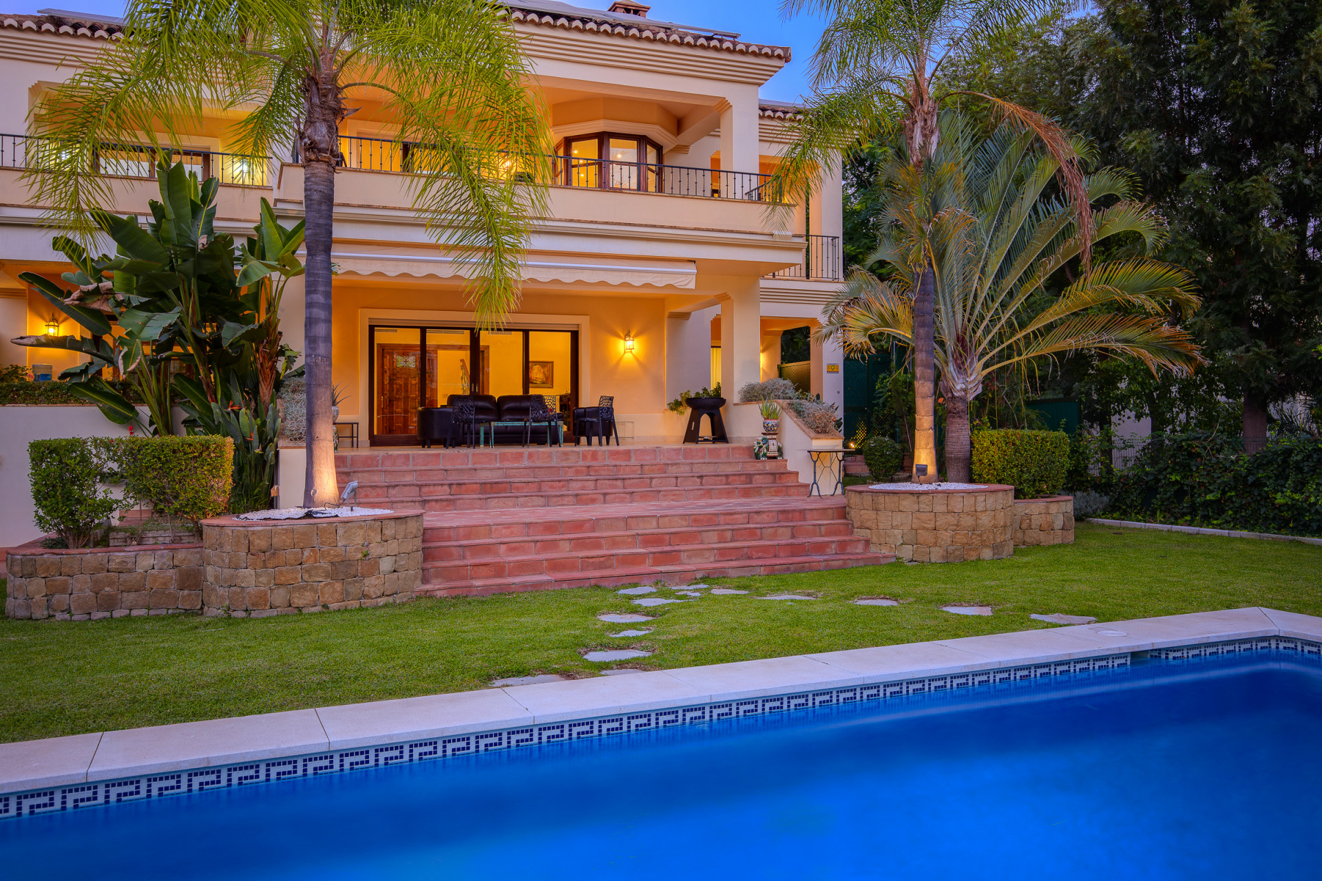Image of Villa - 6 Bedrooms - 6 Bathrooms for Sale in Malaga-Benahavis-Spain, Image 1