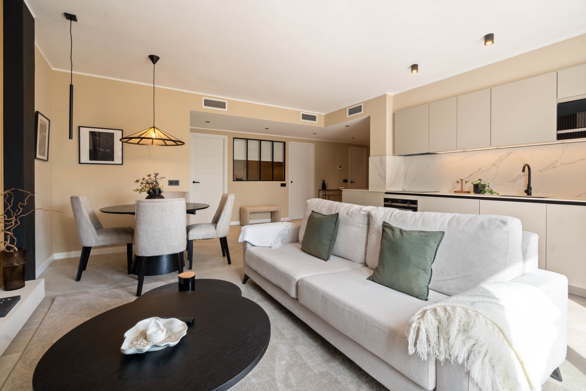  Image of Apartment - 4 Bedrooms - 2 Bathrooms for sale in Malaga-Marbella-Spain, Image 9