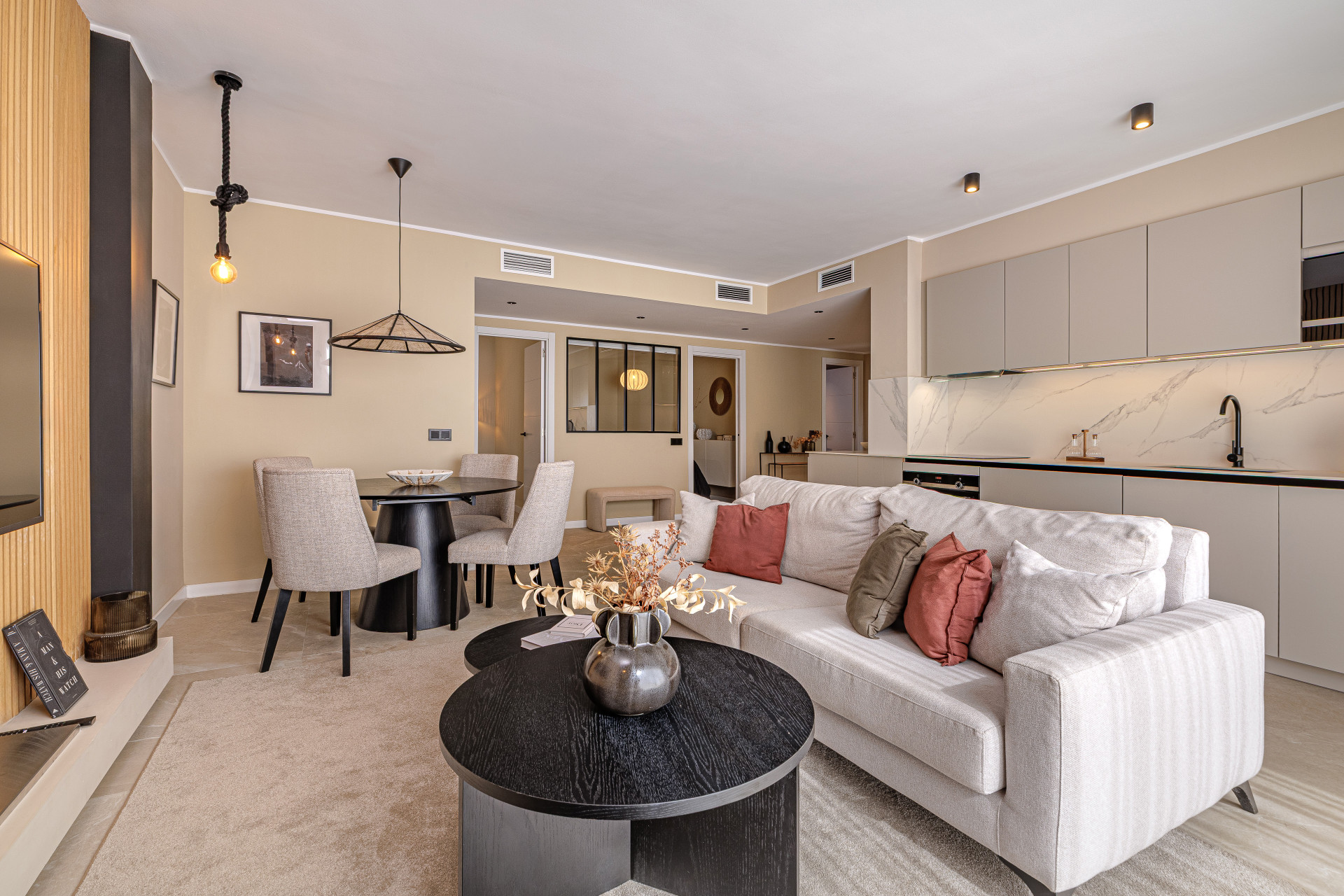  Image of Apartment - 4 Bedrooms - 2 Bathrooms for sale in Malaga-Marbella-Spain, Image 12