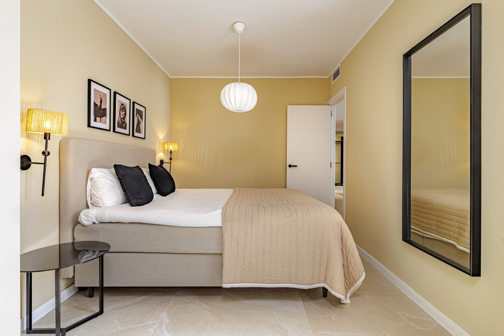  Image of Apartment - 4 Bedrooms - 2 Bathrooms for sale in Malaga-Marbella-Spain, Image 20
