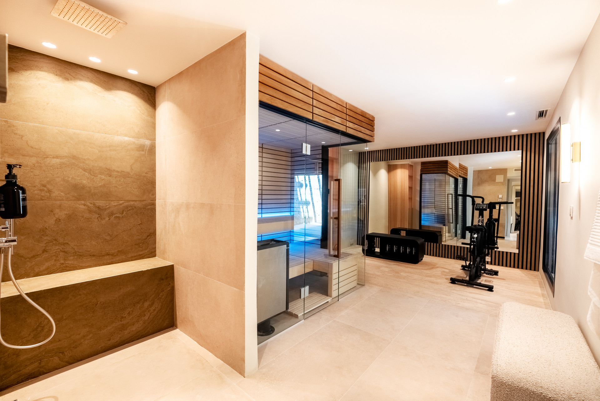  Image of Town House - 5 Bedrooms - 5 Bathrooms for sale in Malaga-Marbella-Spain, Image 10