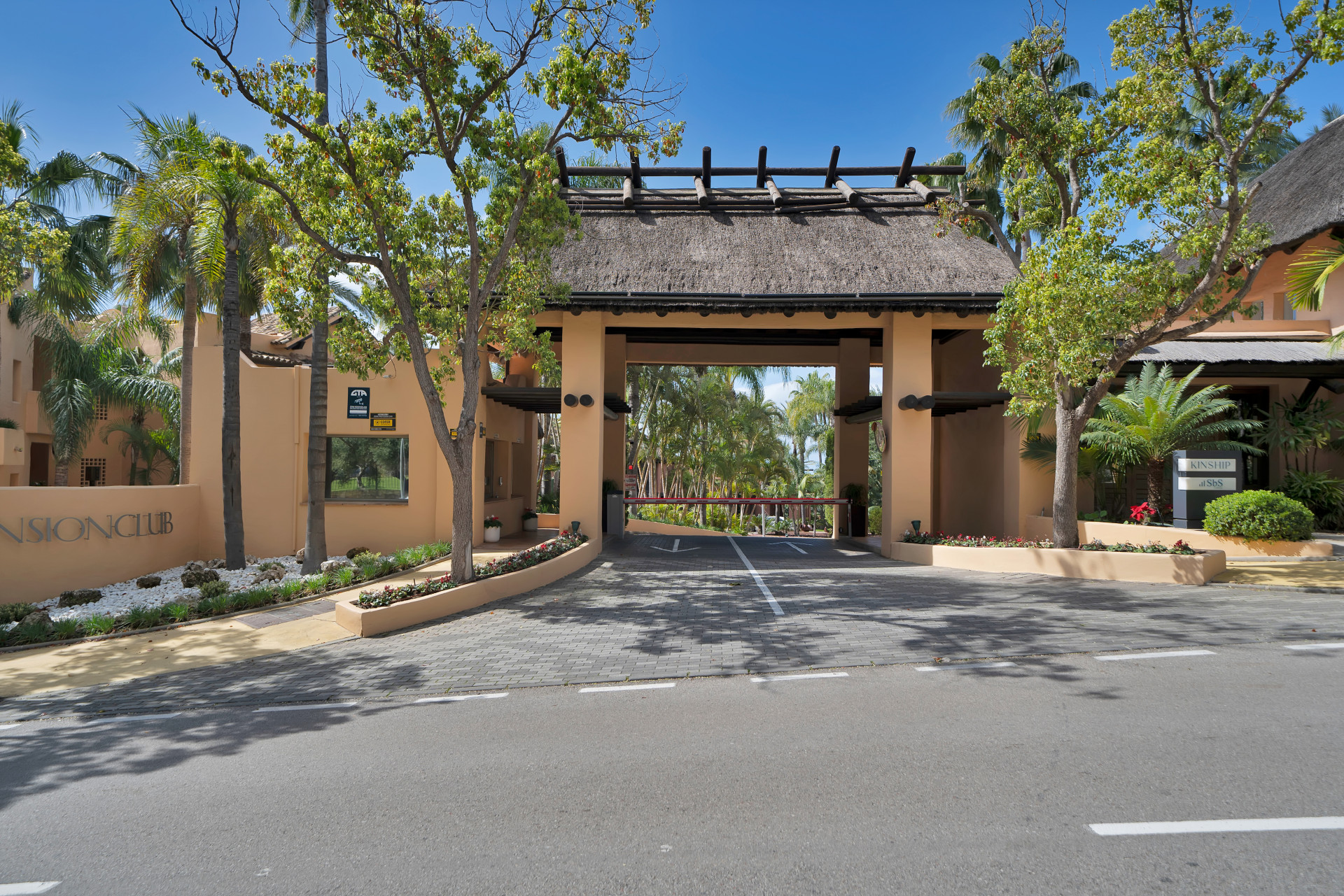  Image of Apartment - 2 Bedrooms - 2 Bathrooms for sale in Malaga-Marbella-Spain, Image 25