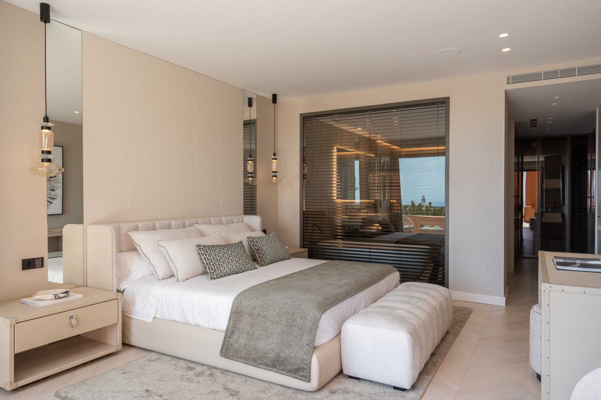  Image of Apartment - 4 Bedrooms - 4 Bathrooms for sale in Malaga-Marbella-Spain, Image 10