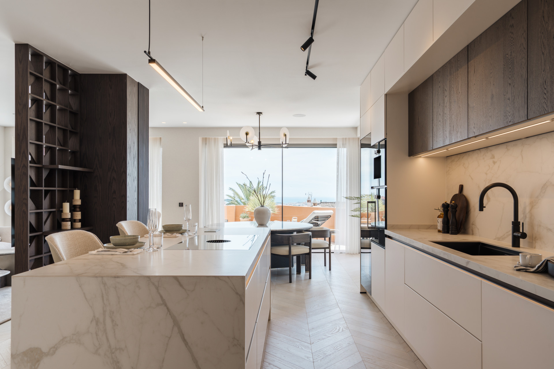  Image of Apartment - 4 Bedrooms - 4 Bathrooms for sale in Malaga-Marbella-Spain, Image 6