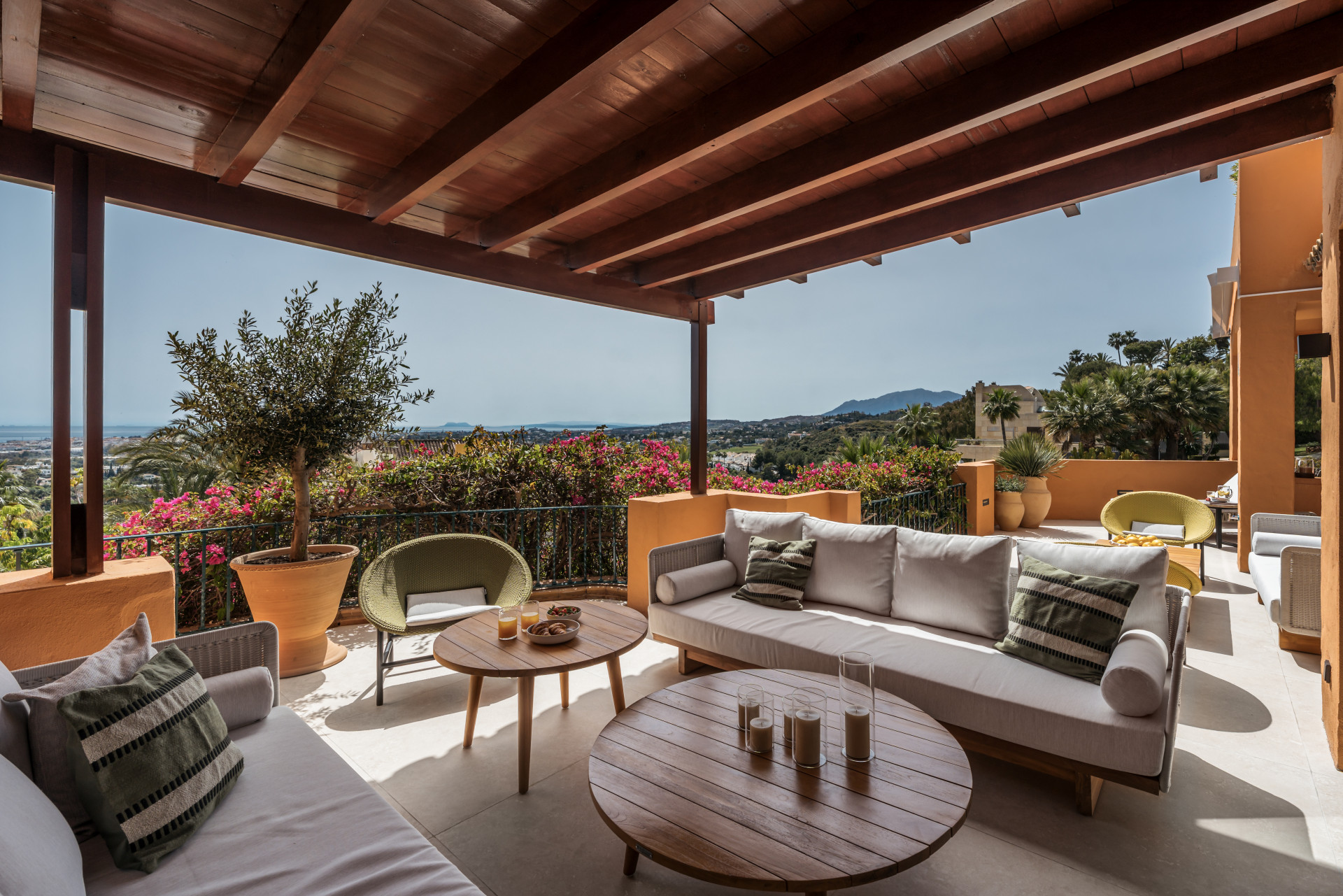 Image of Apartment - 4 Bedrooms - 4 Bathrooms for Sale in Malaga-Marbella-Spain, Image 2