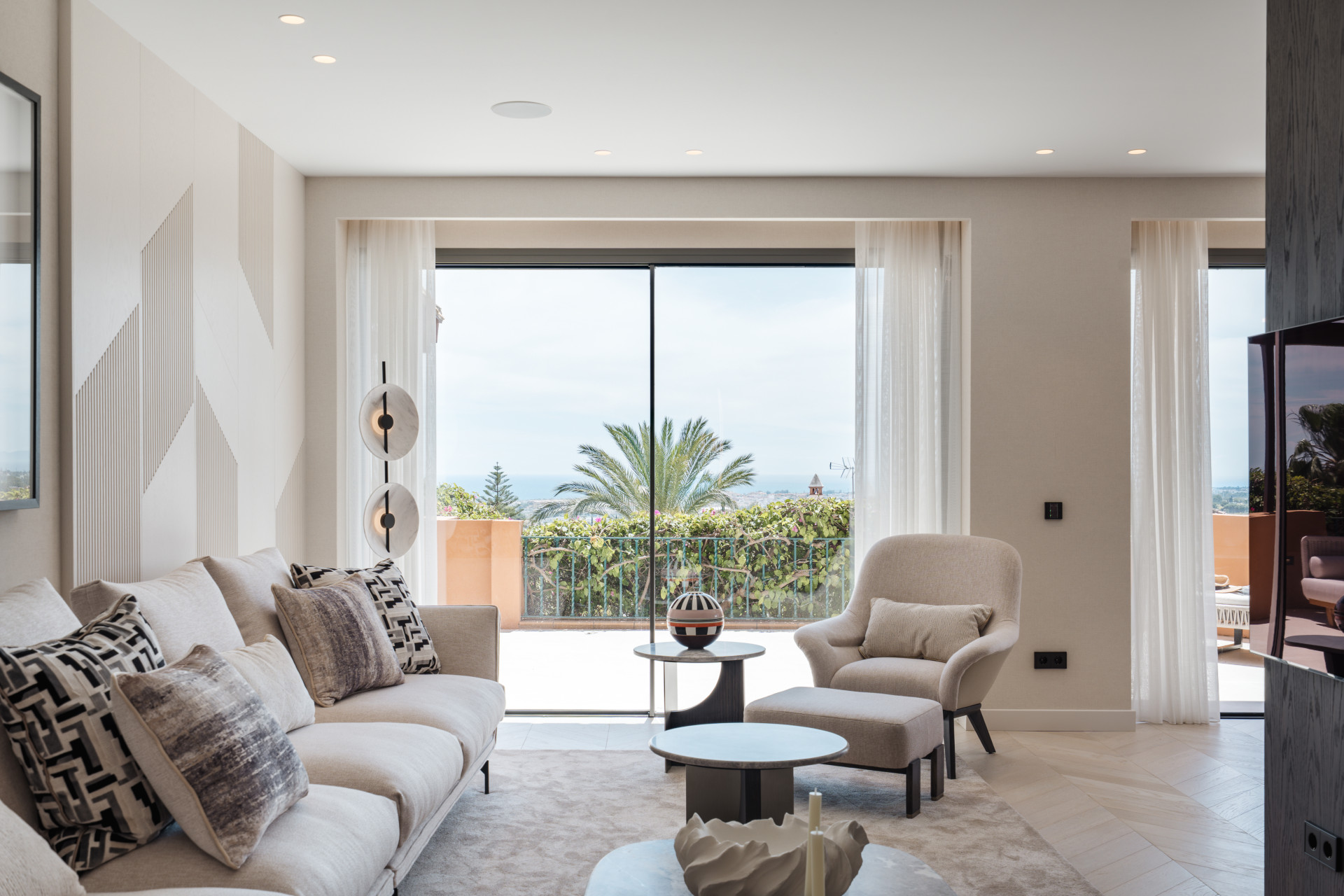 Image of Apartment - 4 Bedrooms - 4 Bathrooms for Sale in Malaga-Marbella-Spain, Image 5
