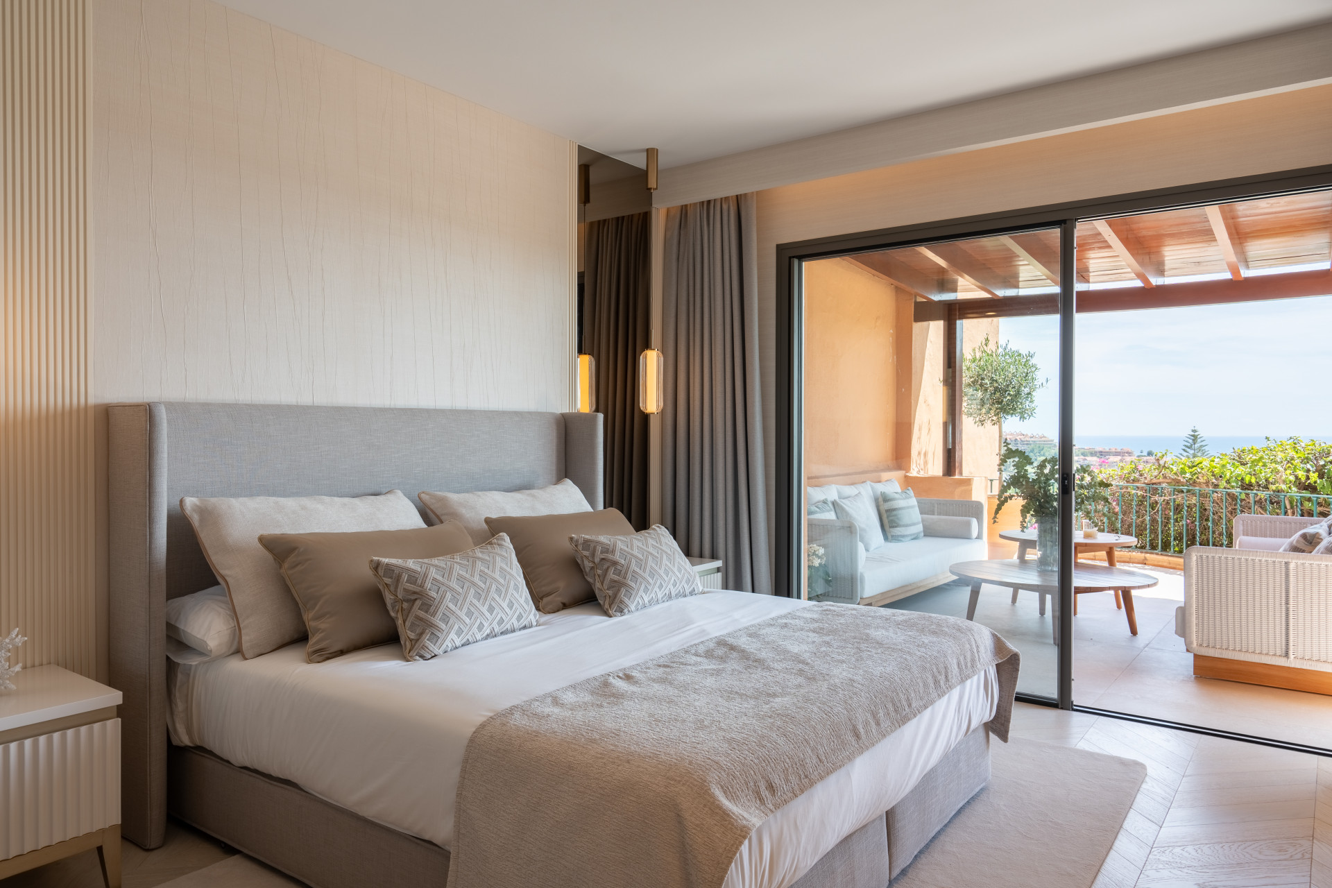  Image of Apartment - 4 Bedrooms - 4 Bathrooms for sale in Malaga-Marbella-Spain, Image 16
