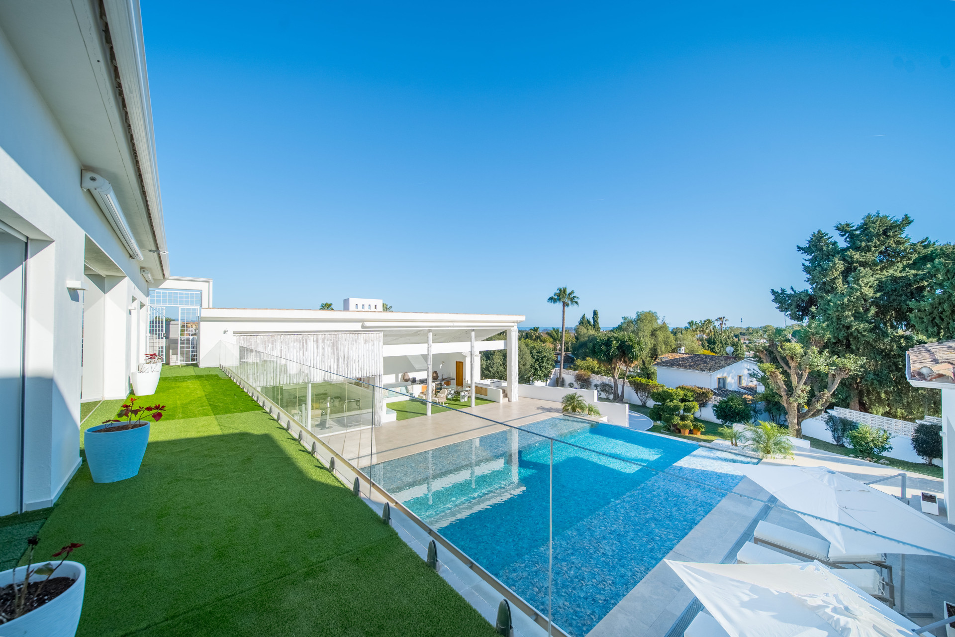  Image of Villa - 7 Bedrooms - 7 Bathrooms for sale in Malaga-San Pedro de Alcantara-Spain, Image 23