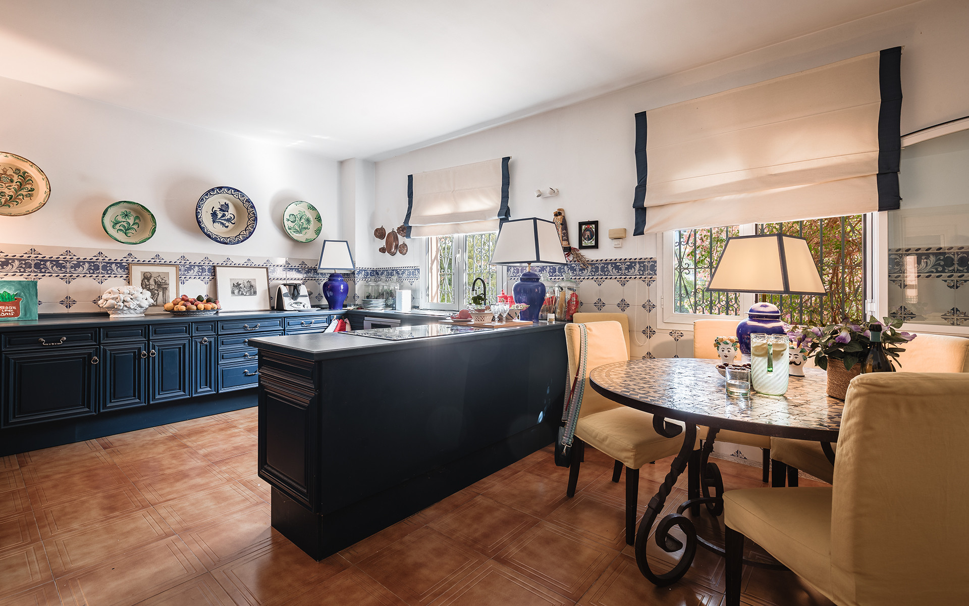 Image of Villa - 4 Bedrooms - 4 Bathrooms for Sale in Malaga-Benahavis-Spain, Image 3